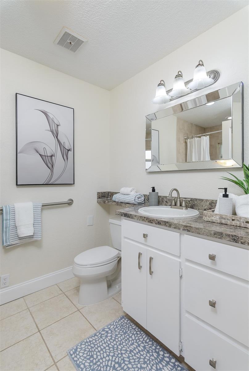 Image 47 of 73 For 2842 Quail Hollow Road W