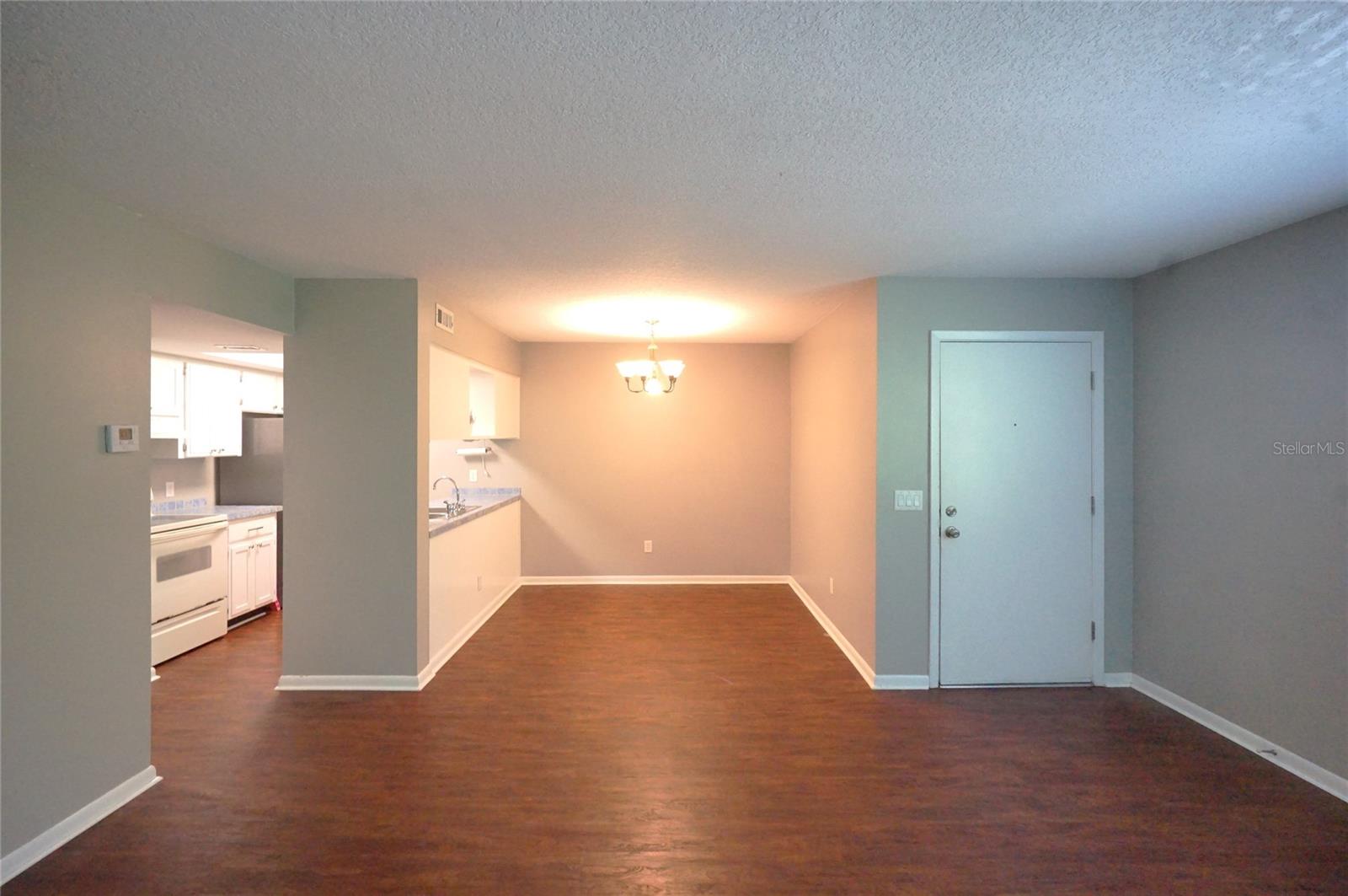 Image 3 of 15 For 4810 Dauphin Avenue A21