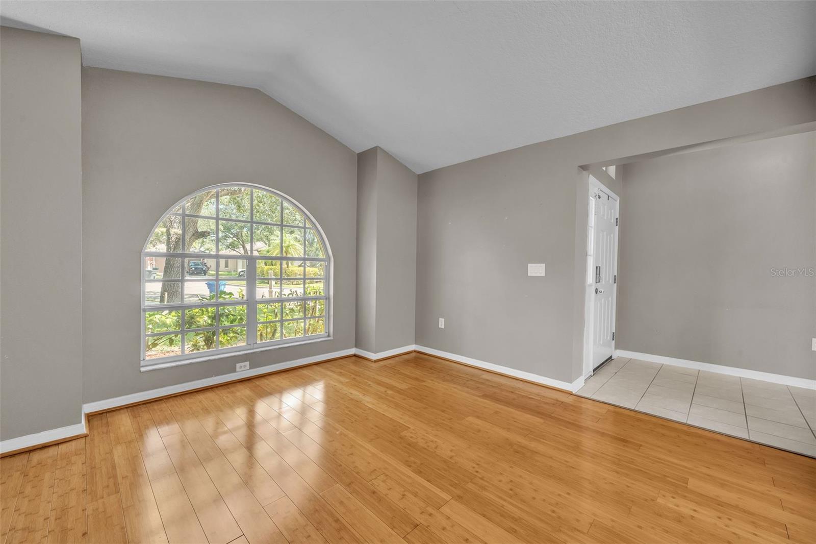 Image 21 of 45 For 7601 Wiltshire Park Place