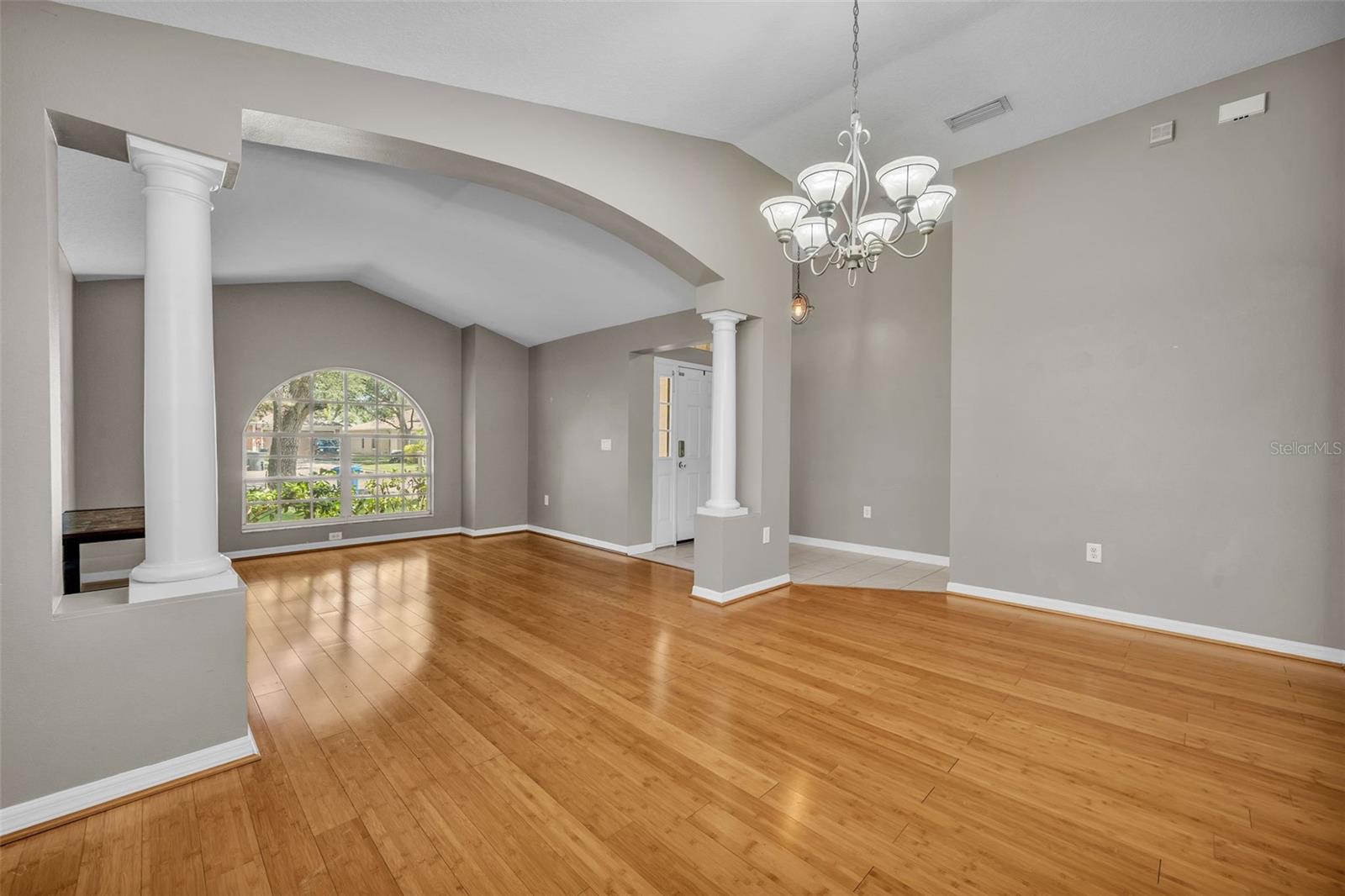 Image 29 of 45 For 7601 Wiltshire Park Place