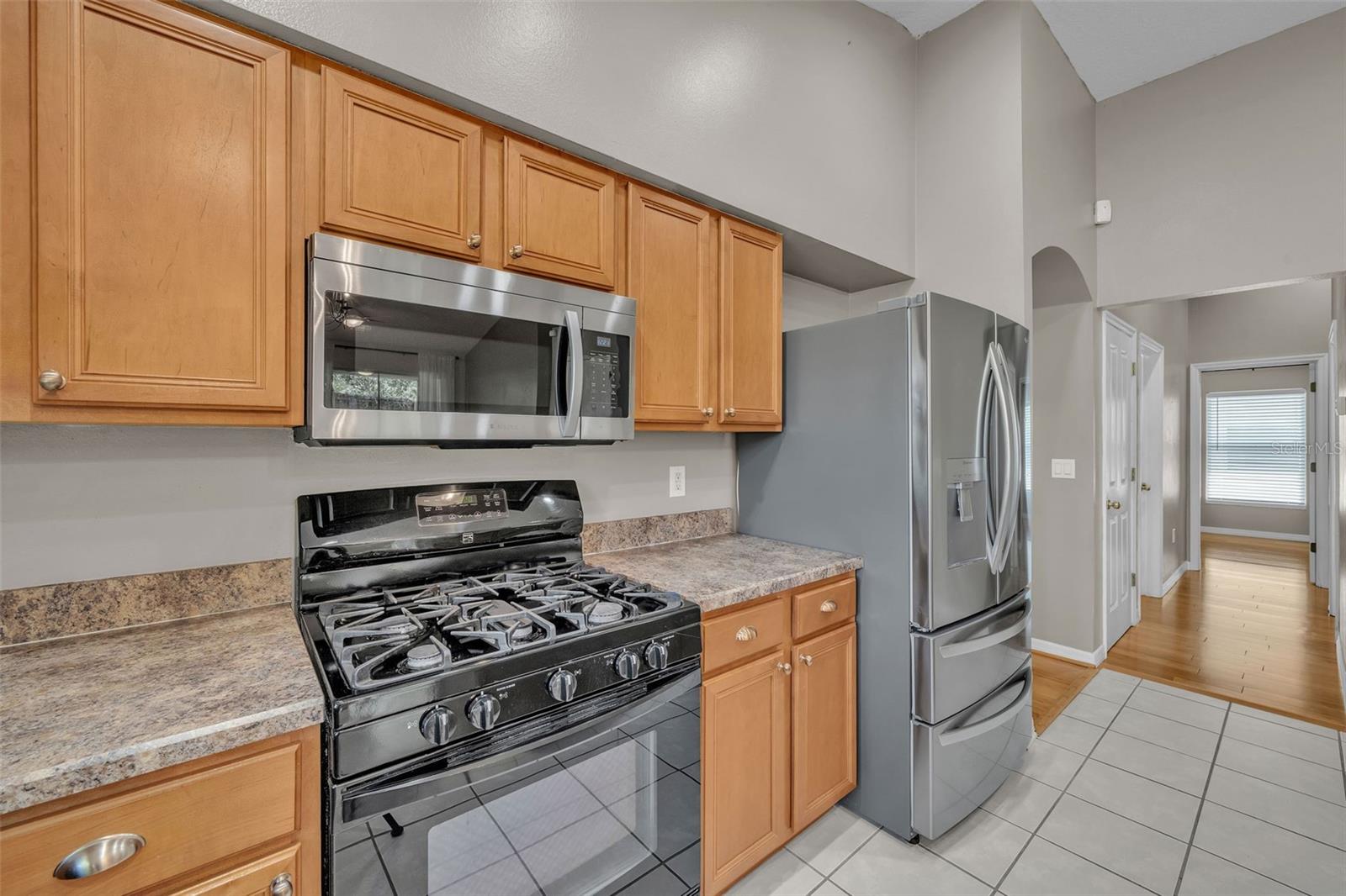 Image 4 of 45 For 7601 Wiltshire Park Place