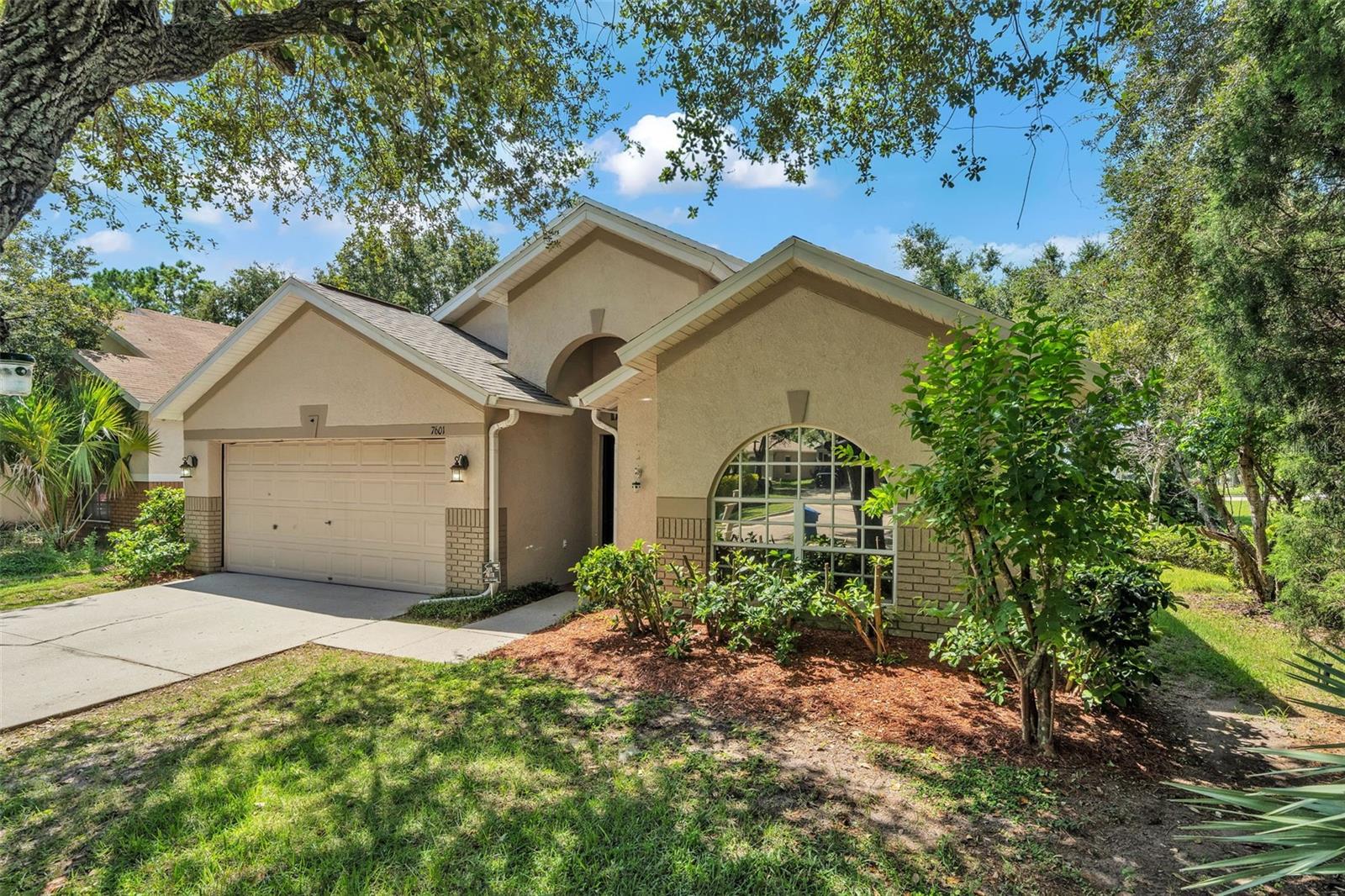 Image 43 of 45 For 7601 Wiltshire Park Place