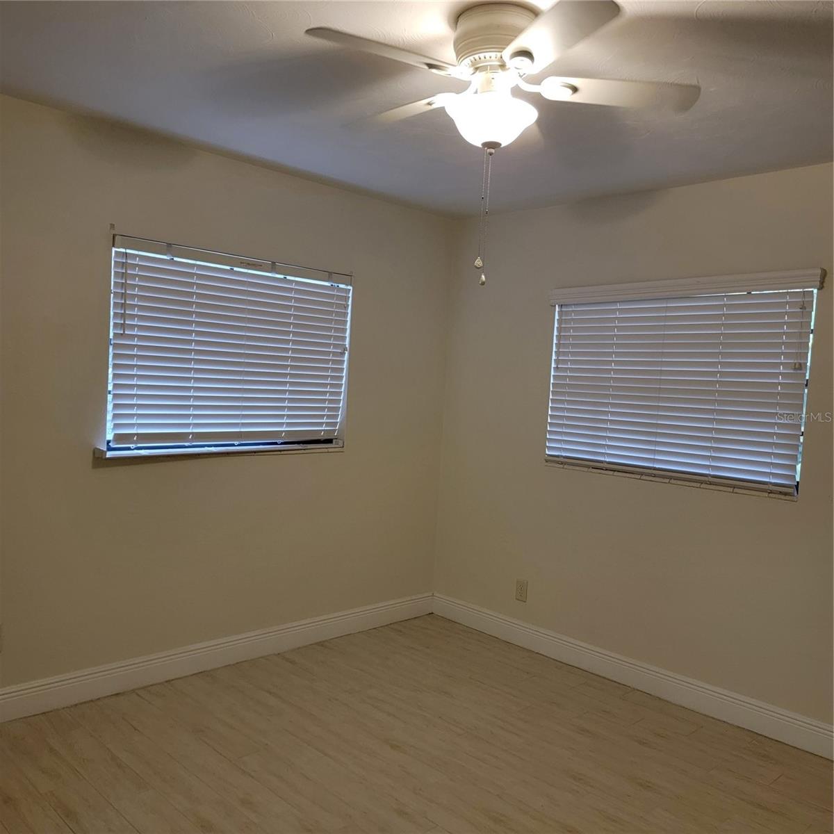 Image 8 of 10 For 2106 Saint Isabel Street