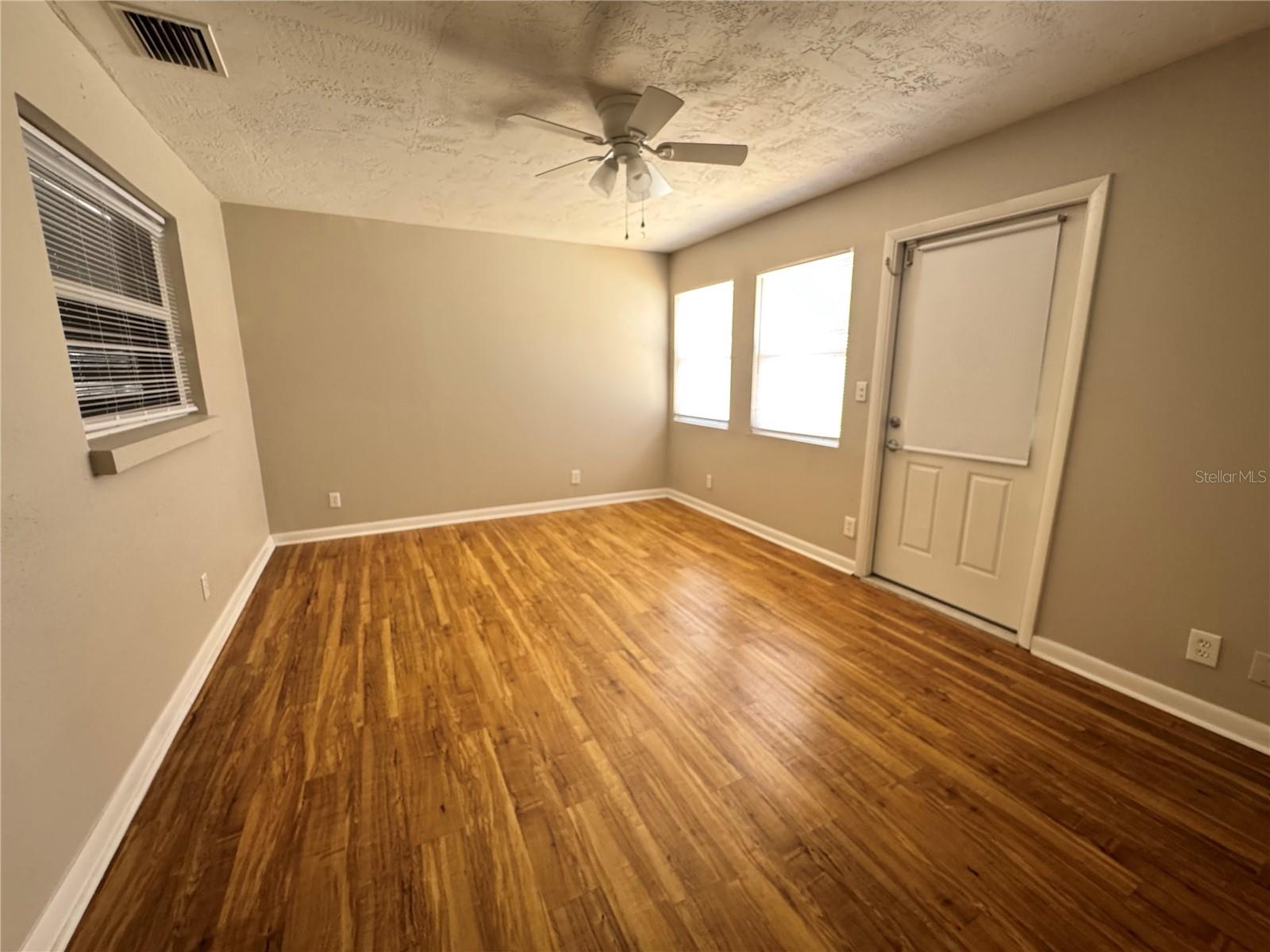 Image 15 of 19 For 13940 Antigua Drive