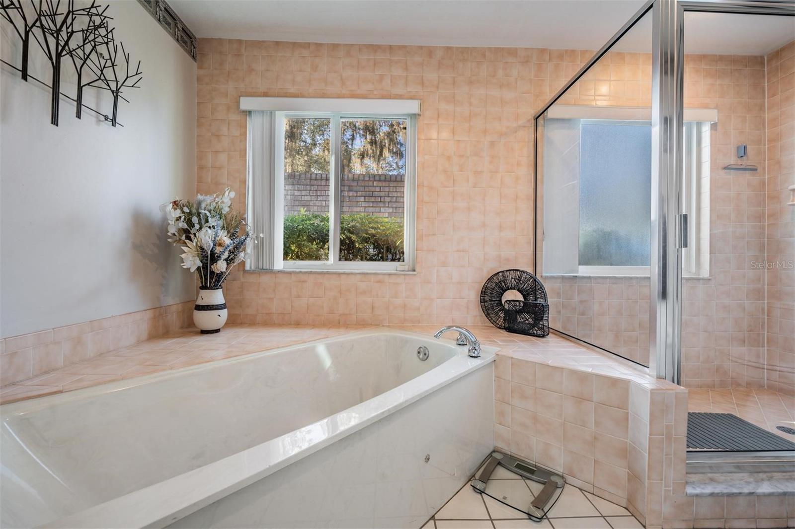 Image 21 of 35 For 1204 Moondale Court