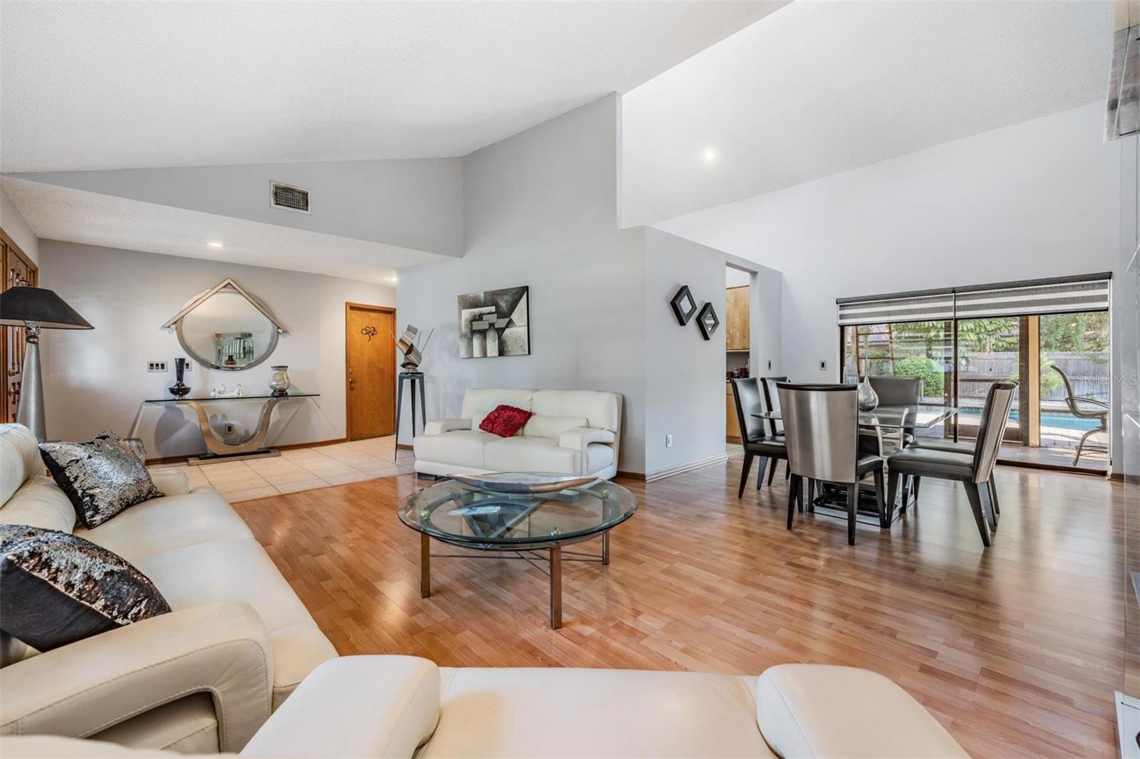 Image 7 of 35 For 1204 Moondale Court