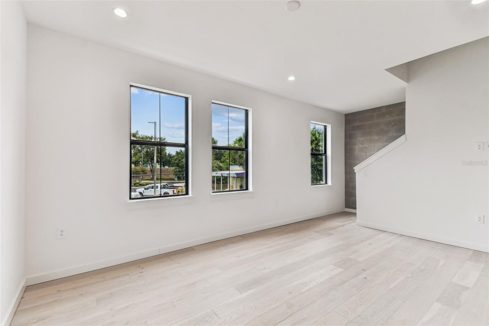 Image 19 of 63 For 801 3rd Avenue 2