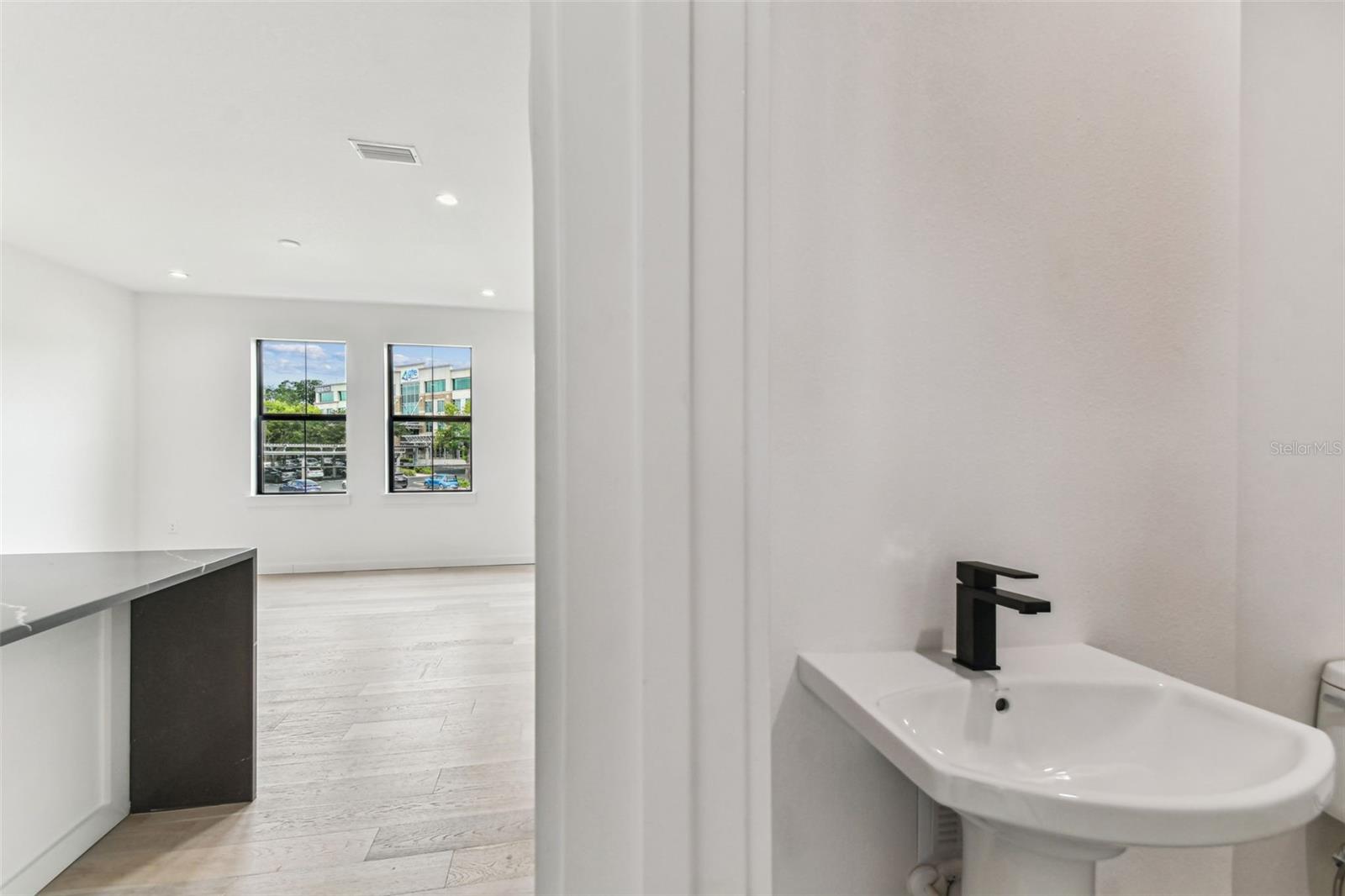 Image 22 of 63 For 801 3rd Avenue 2