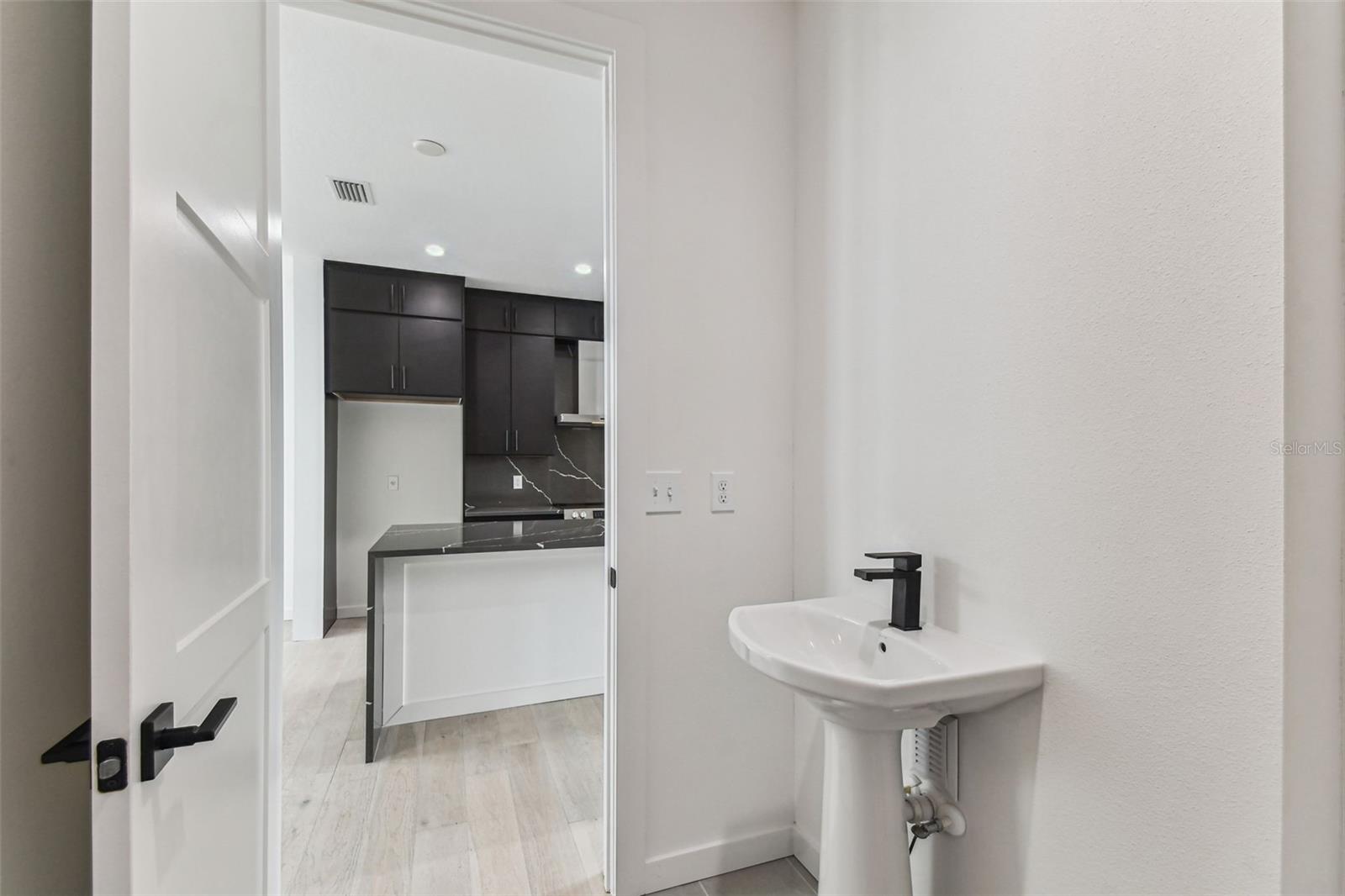 Image 23 of 63 For 801 3rd Avenue 2