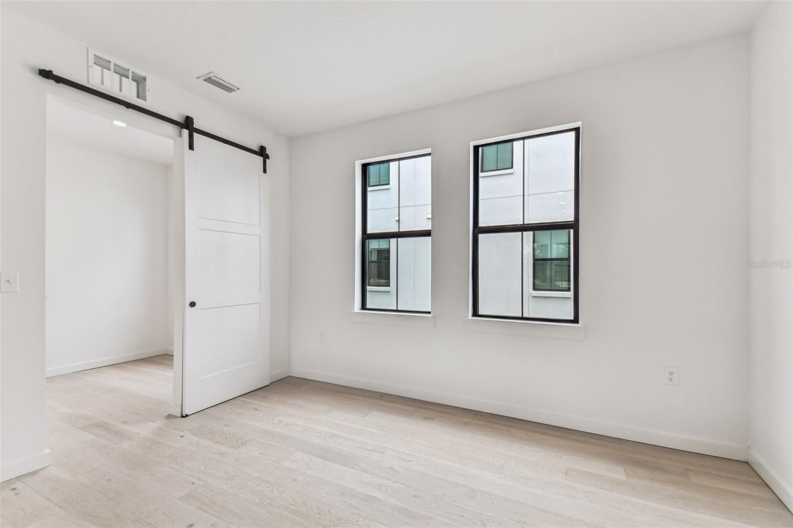Image 25 of 63 For 801 3rd Avenue 2