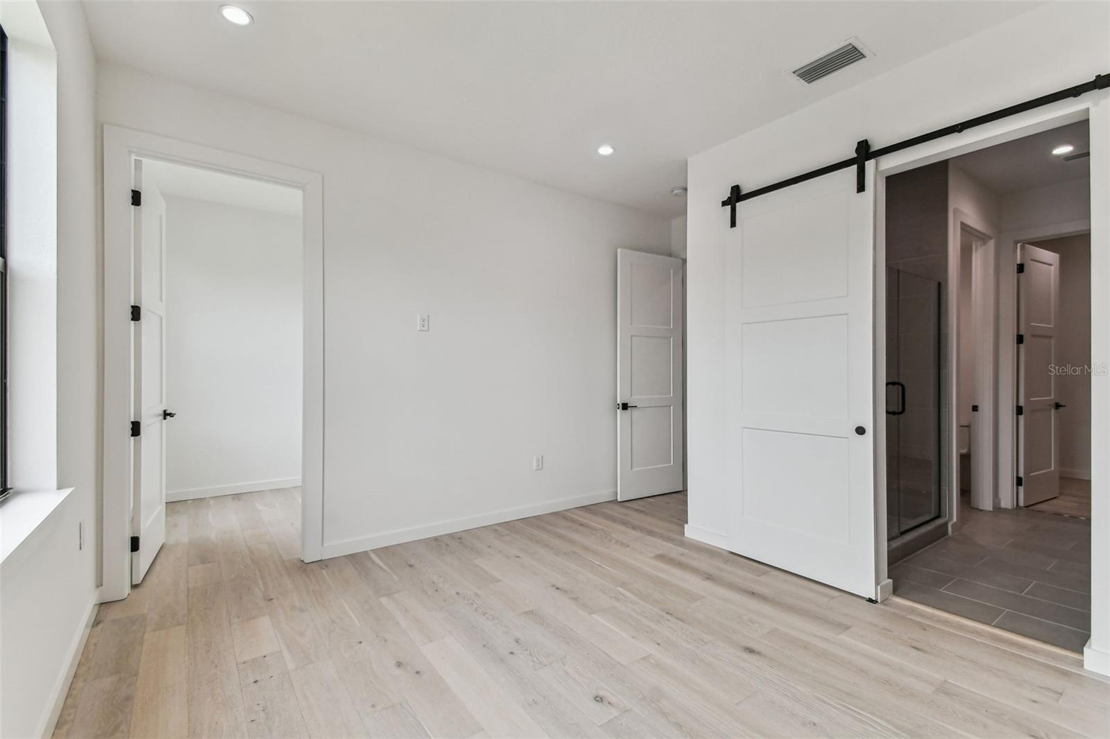 Image 37 of 63 For 801 3rd Avenue 2