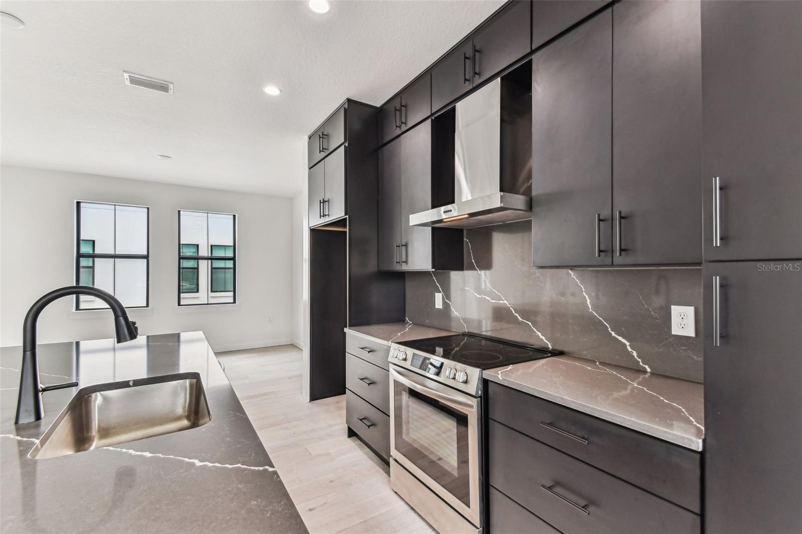 Image 6 of 63 For 801 3rd Avenue 2