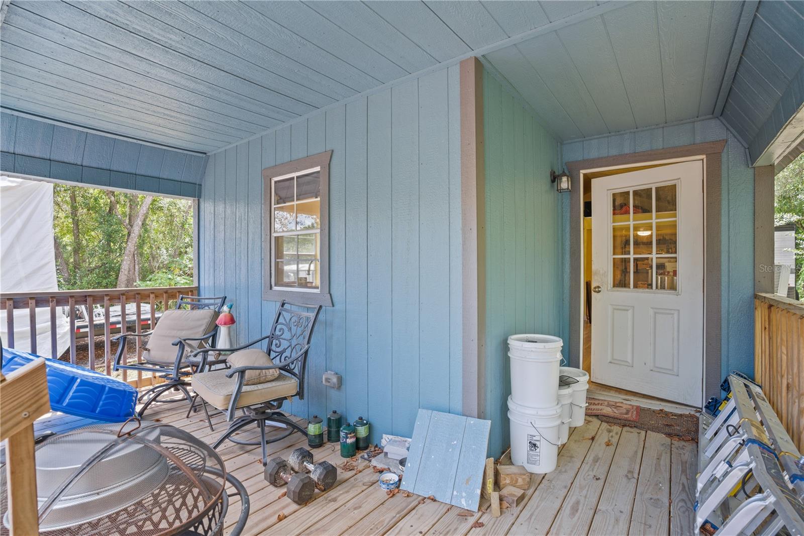 Image 12 of 17 For 10277 Burton Street