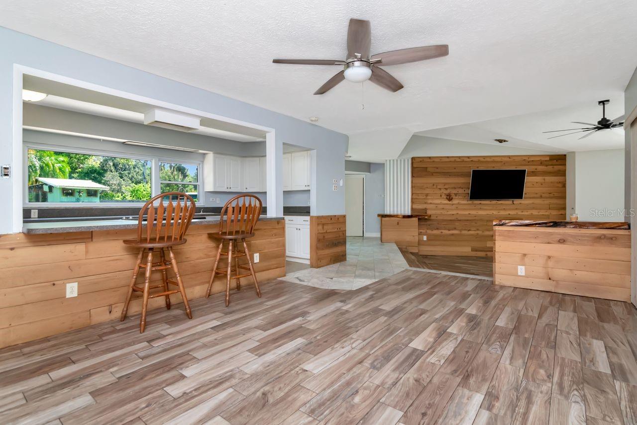 Image 12 of 70 For 9214 Rhea Drive