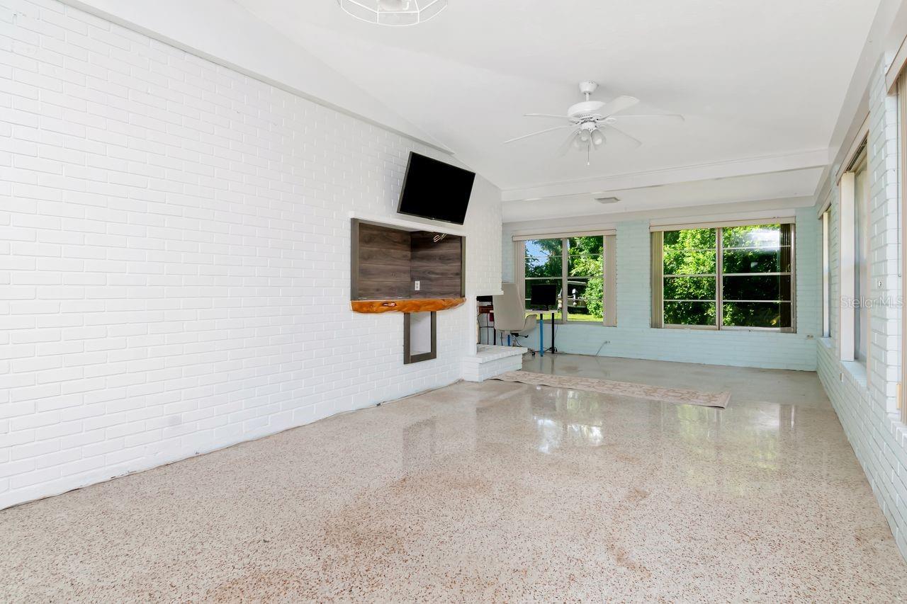 Image 15 of 70 For 9214 Rhea Drive