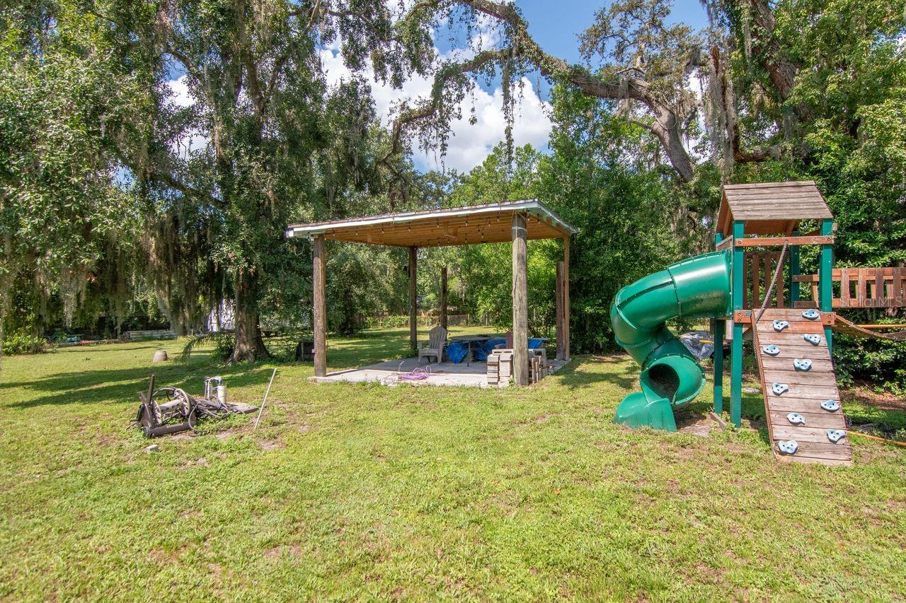 Image 61 of 70 For 9214 Rhea Drive