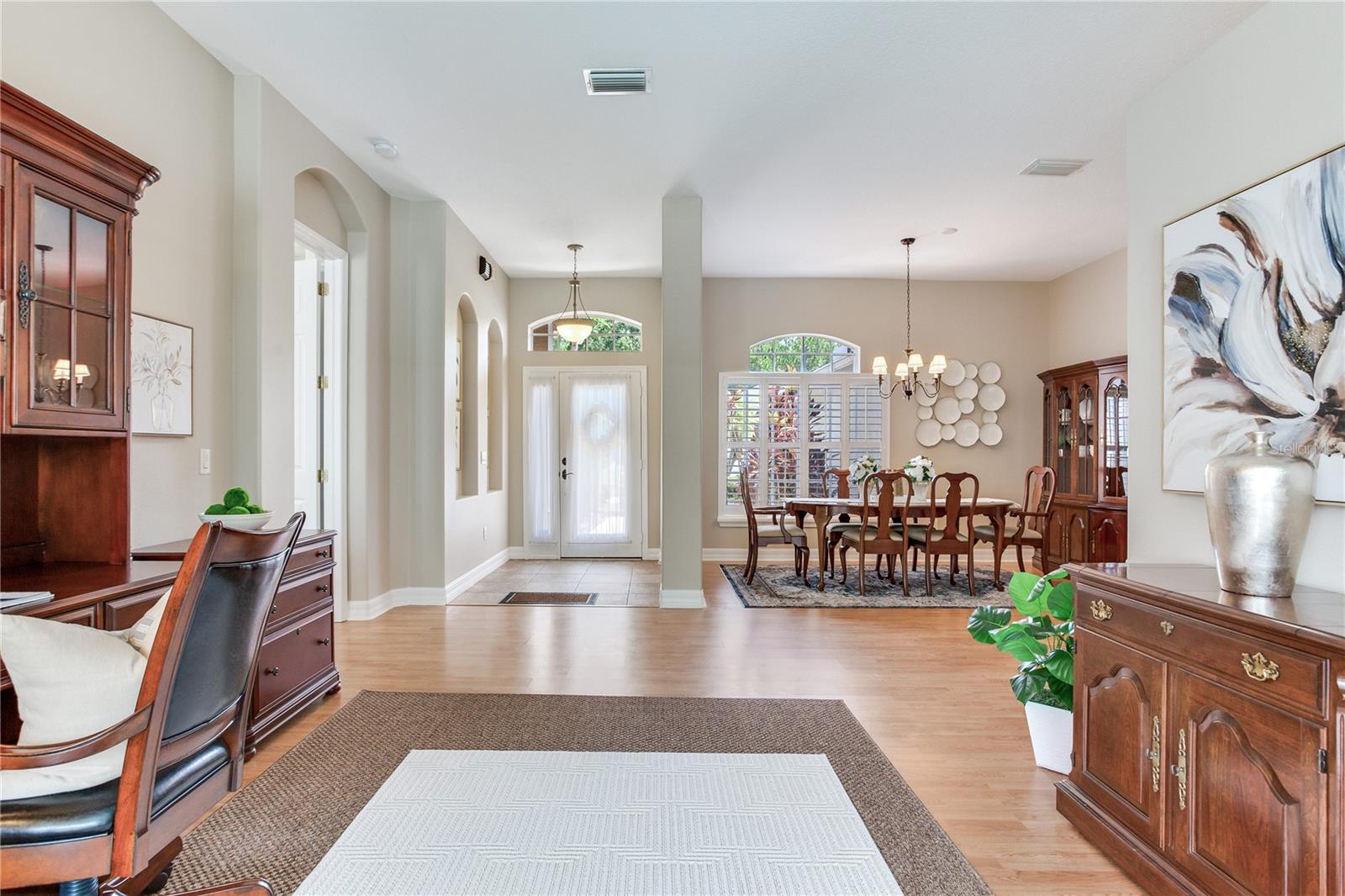 Image 22 of 77 For 12524 Leatherleaf Drive