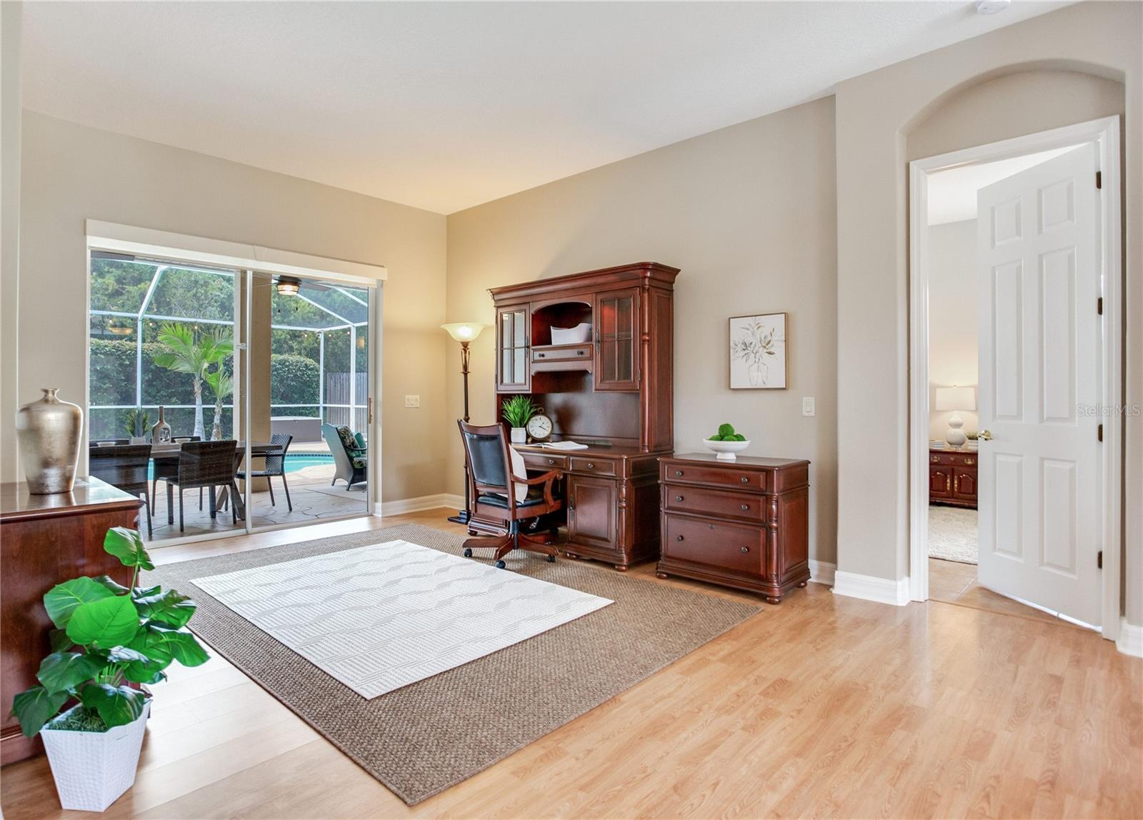 Image 23 of 77 For 12524 Leatherleaf Drive