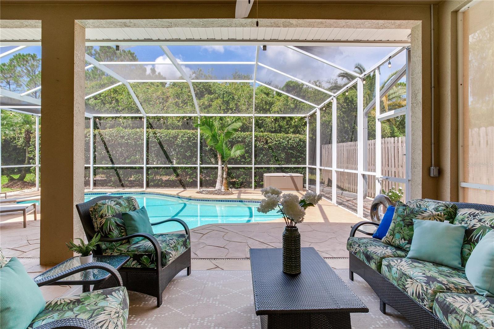 Image 27 of 77 For 12524 Leatherleaf Drive