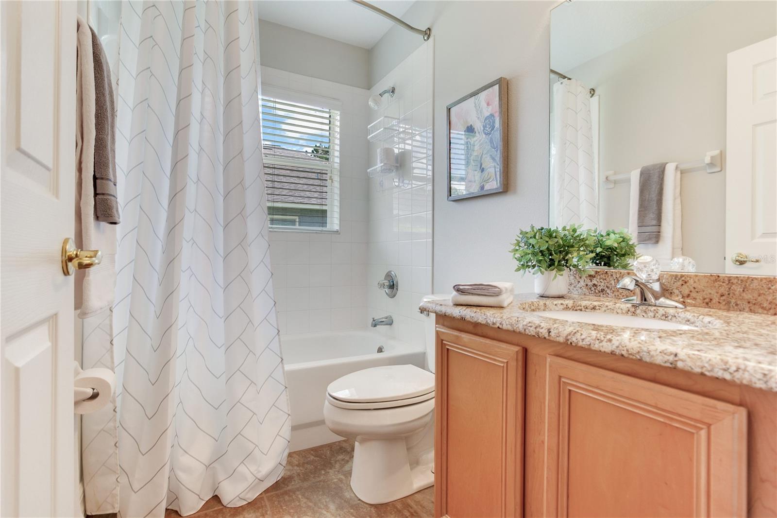 Image 36 of 77 For 12524 Leatherleaf Drive