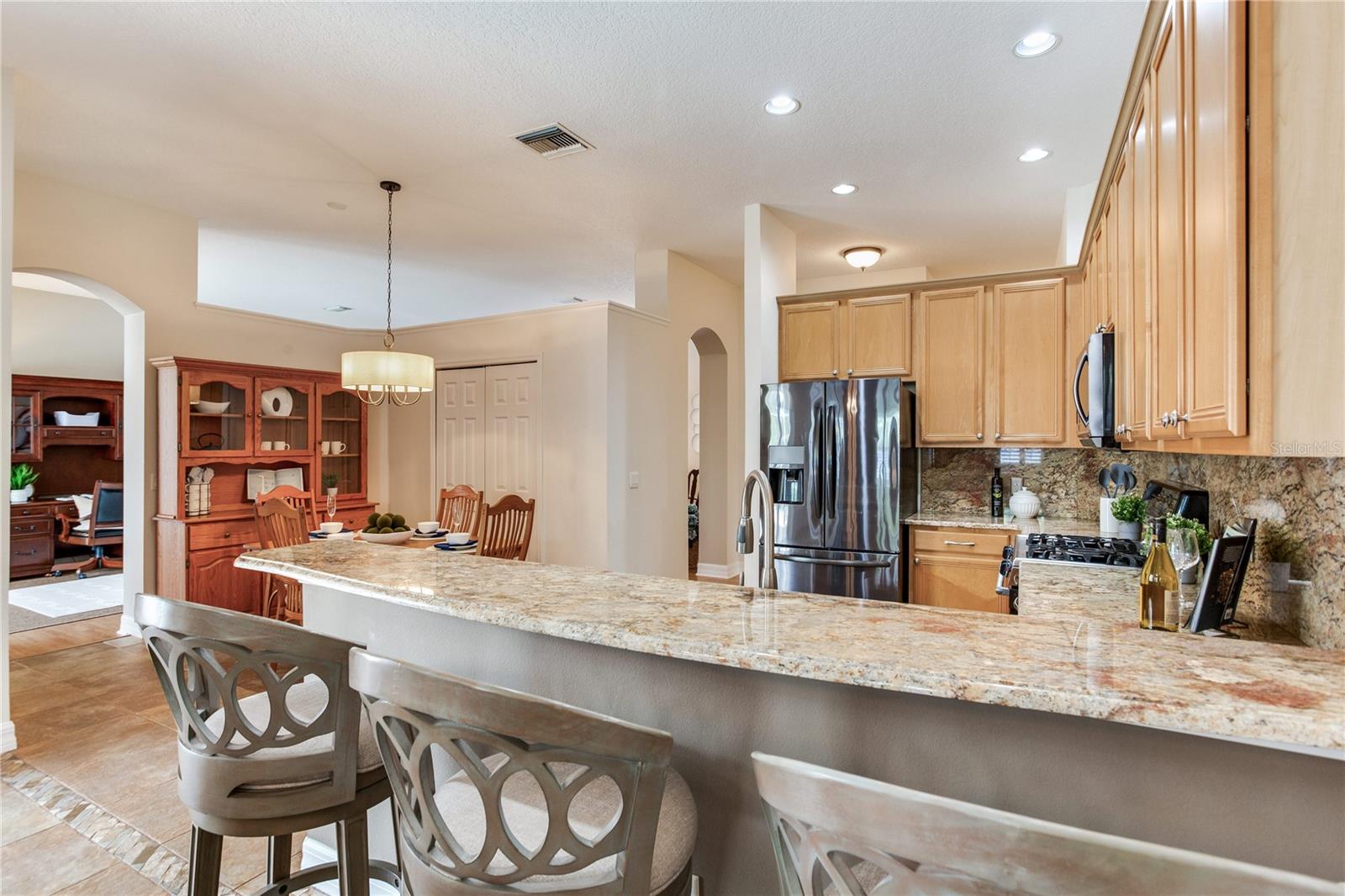 Image 44 of 77 For 12524 Leatherleaf Drive