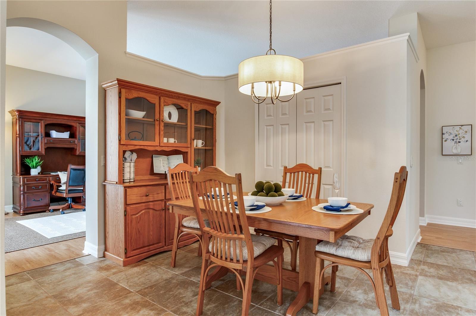 Image 45 of 77 For 12524 Leatherleaf Drive