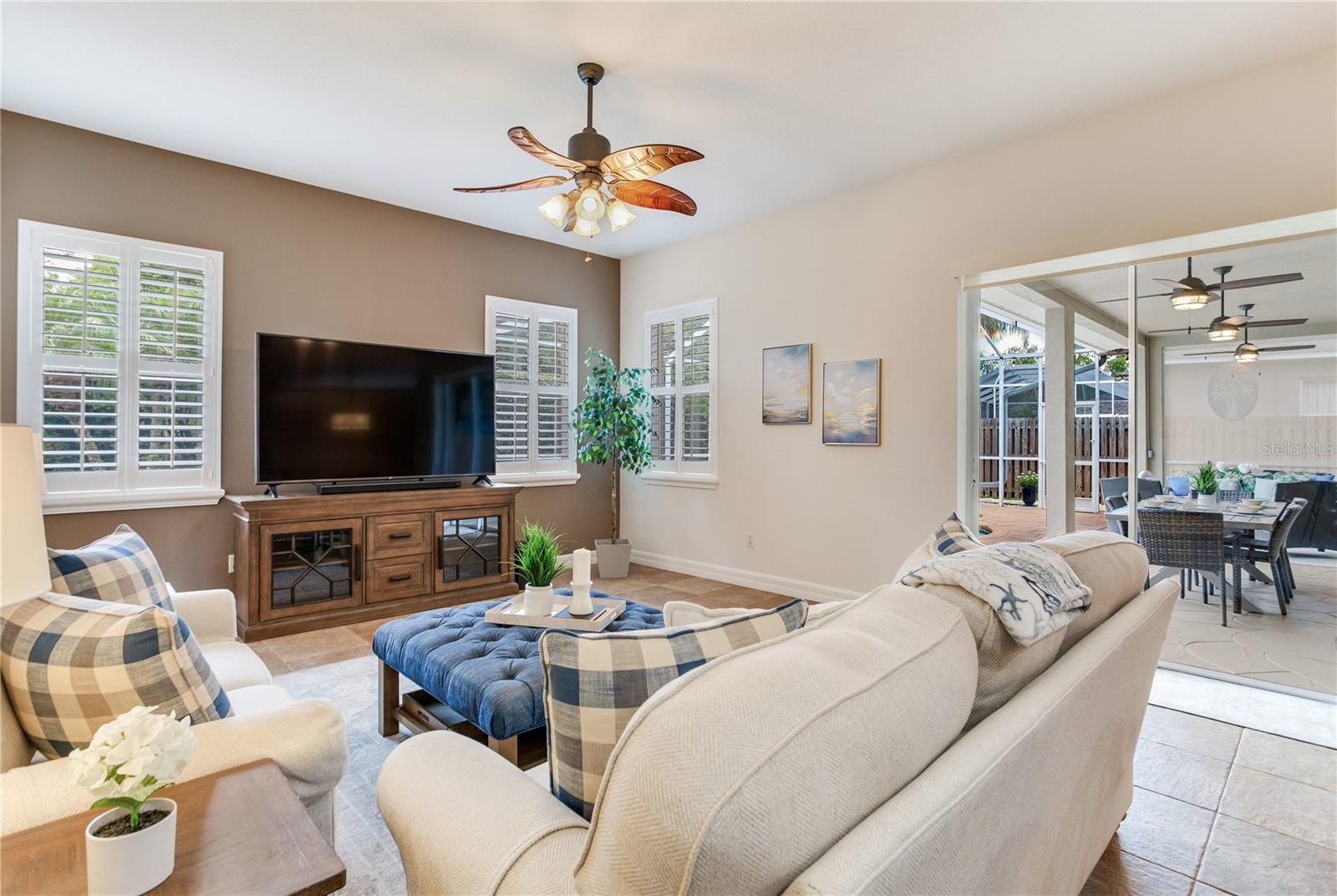 Image 49 of 77 For 12524 Leatherleaf Drive
