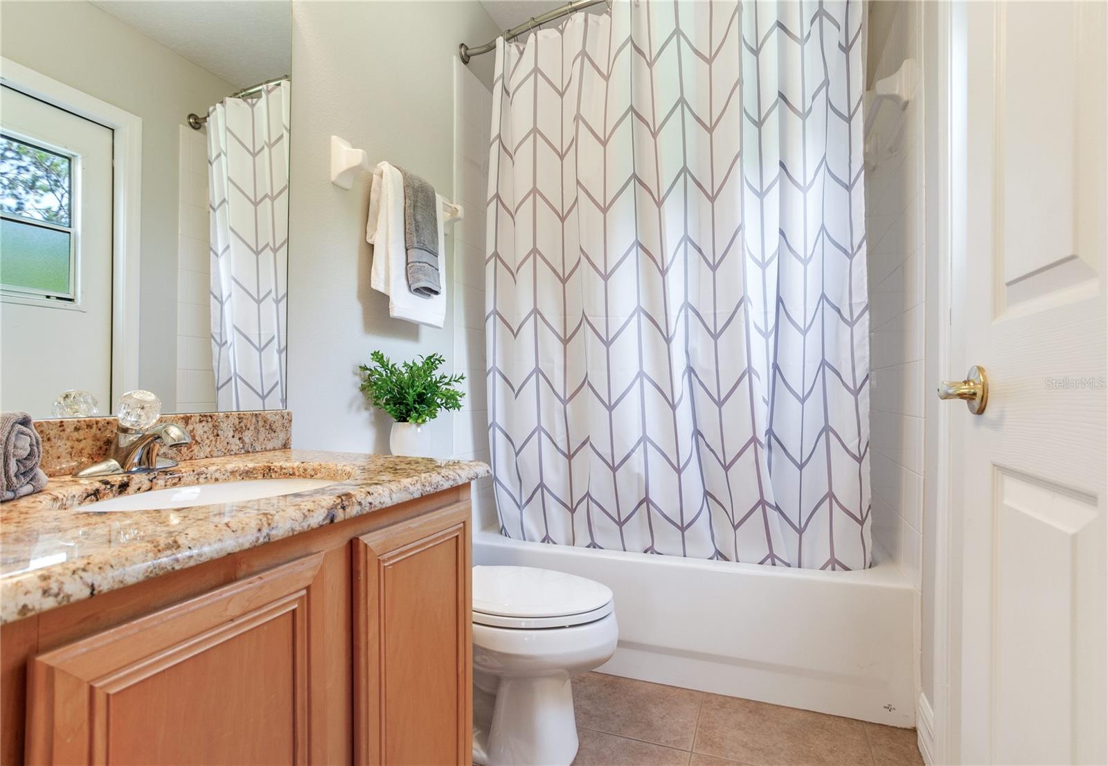 Image 54 of 77 For 12524 Leatherleaf Drive