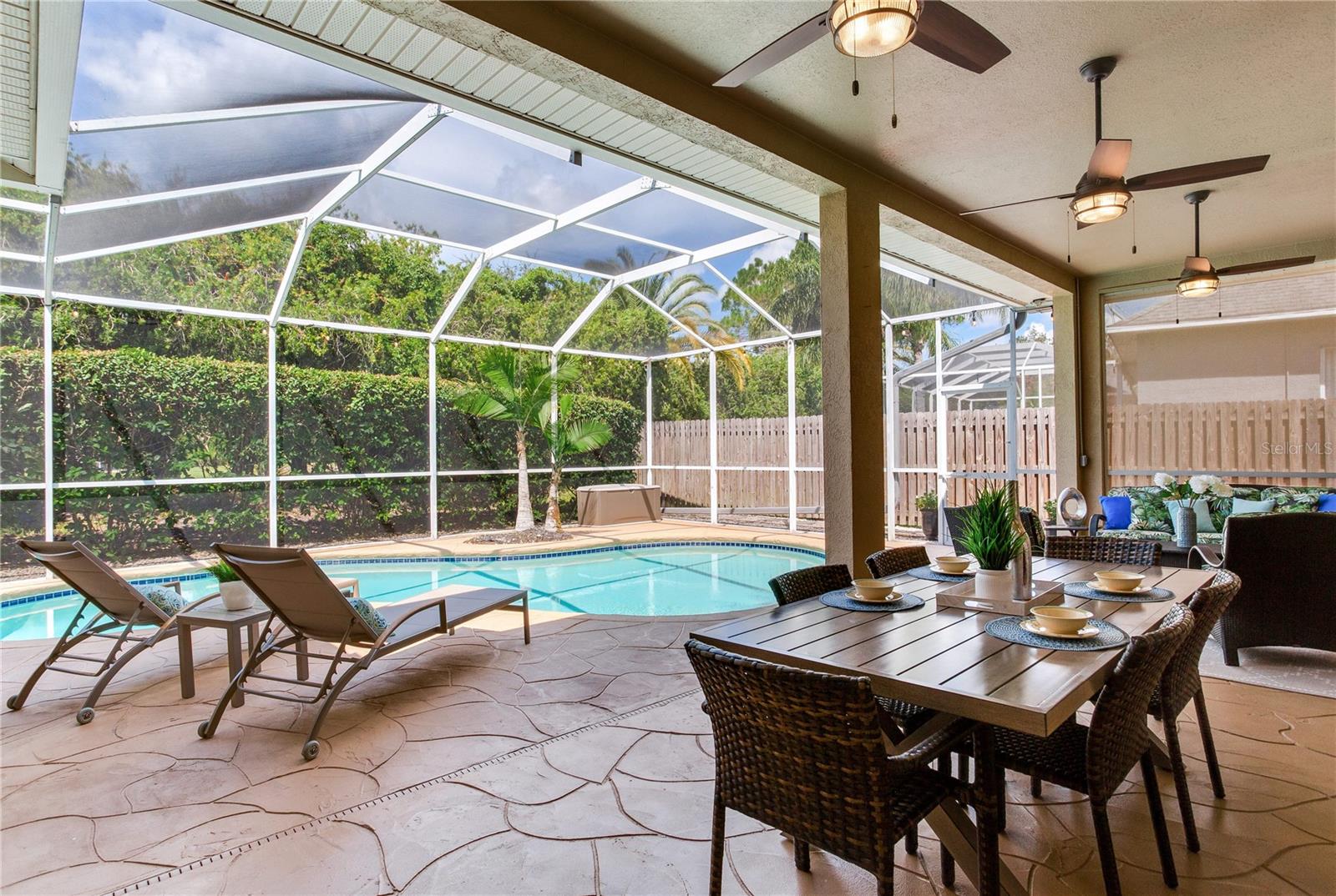 Image 56 of 77 For 12524 Leatherleaf Drive