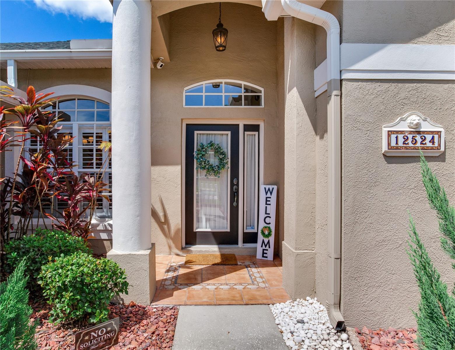 Image 9 of 77 For 12524 Leatherleaf Drive