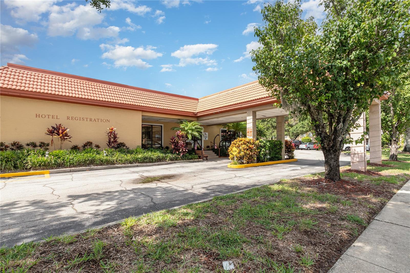 Image 25 of 29 For 6337 Parc Corniche Drive 2114