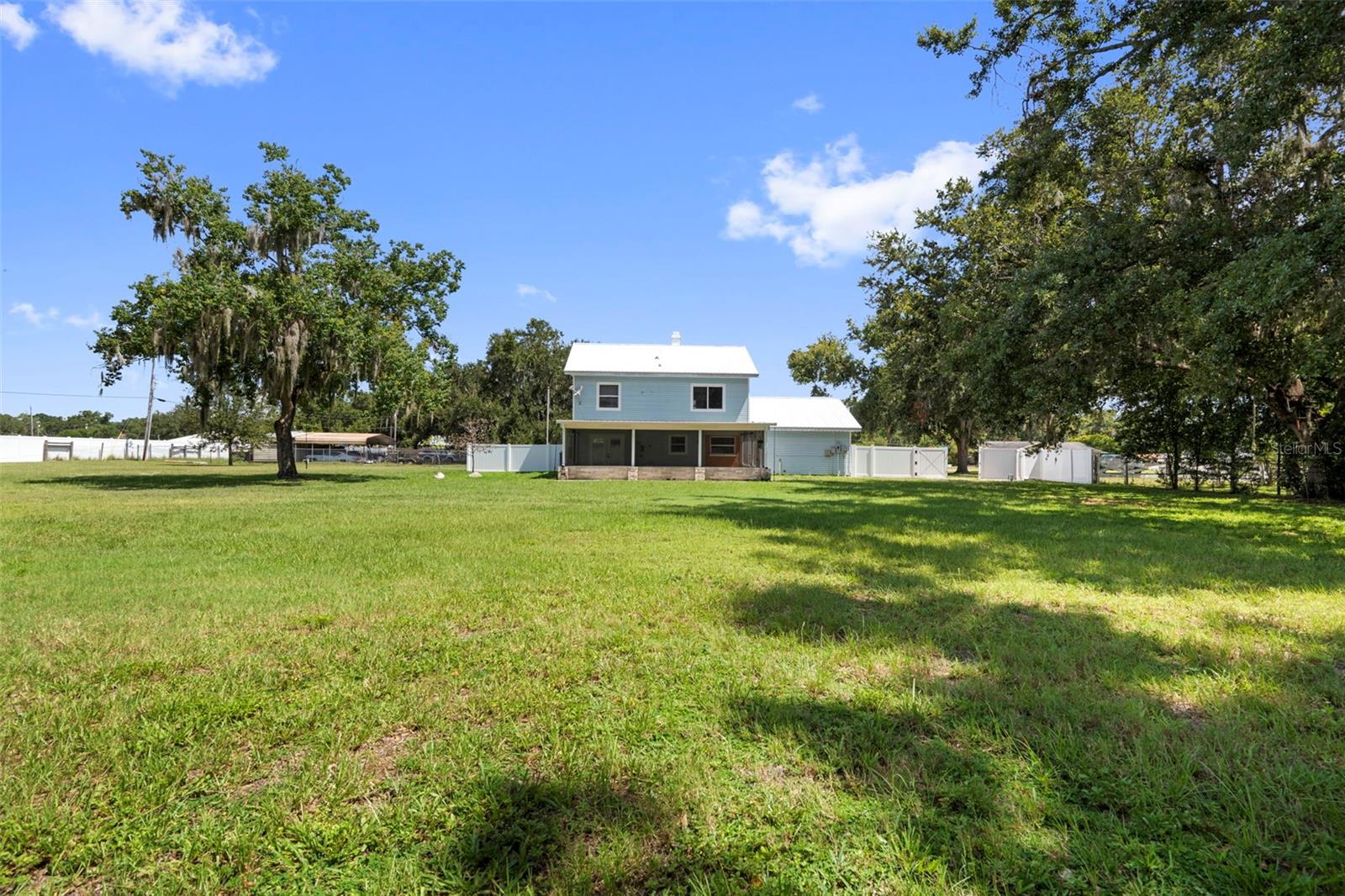 Image 29 of 45 For 4046 Hollyhead Circle S