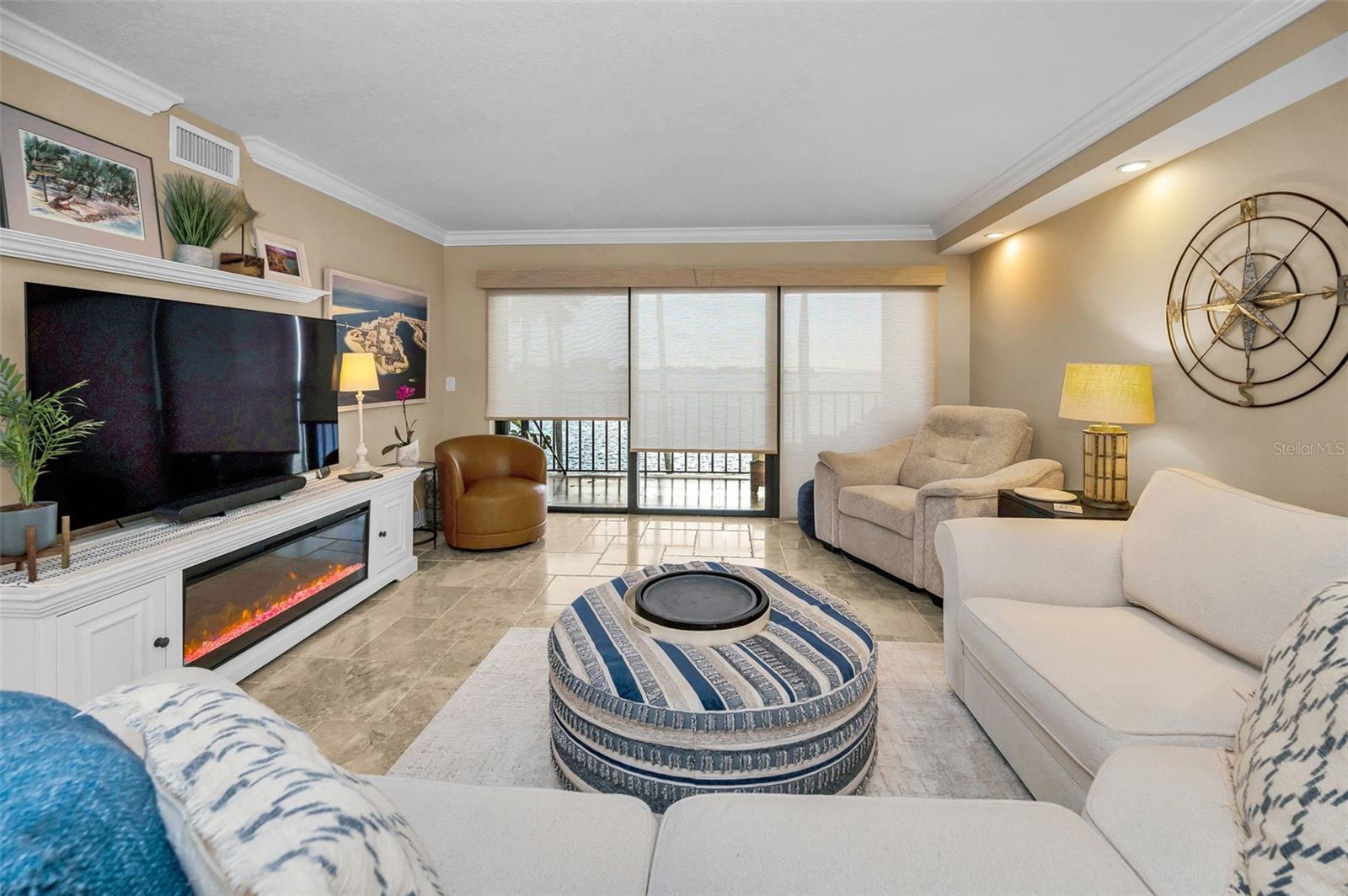 Image 13 of 61 For 55 Rogers Street 402