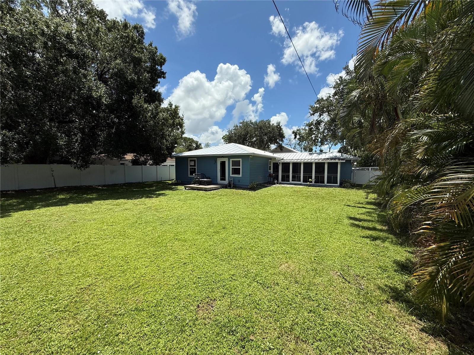 Image 2 of 19 For 2319 Gull Lane