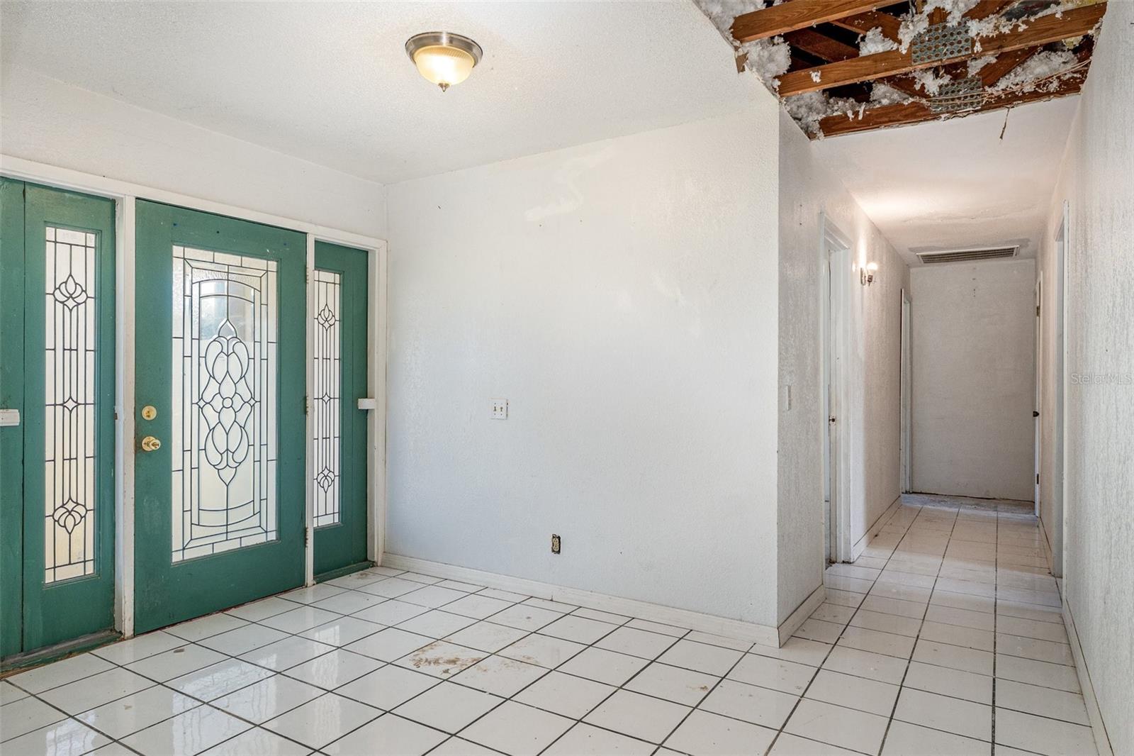 Image 4 of 23 For 795 Whitfield Street