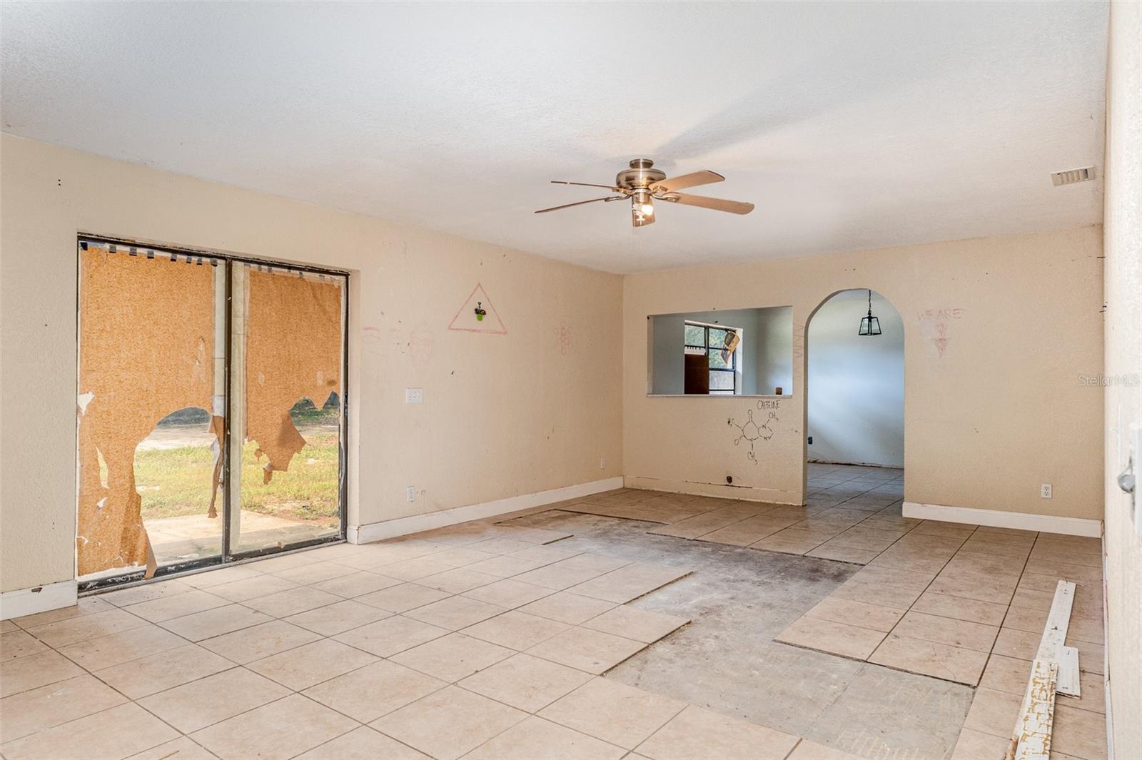 Image 6 of 23 For 795 Whitfield Street