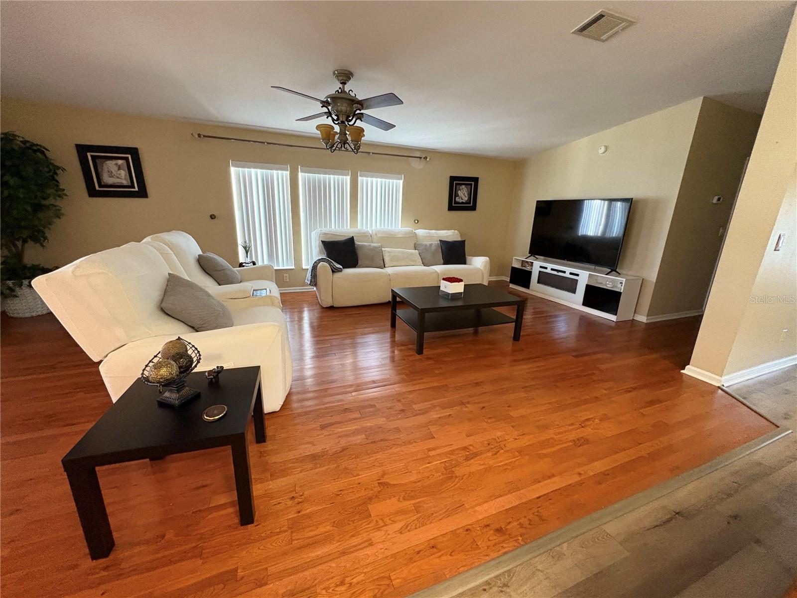 Image 10 of 46 For 8472 Fantasia Park Way