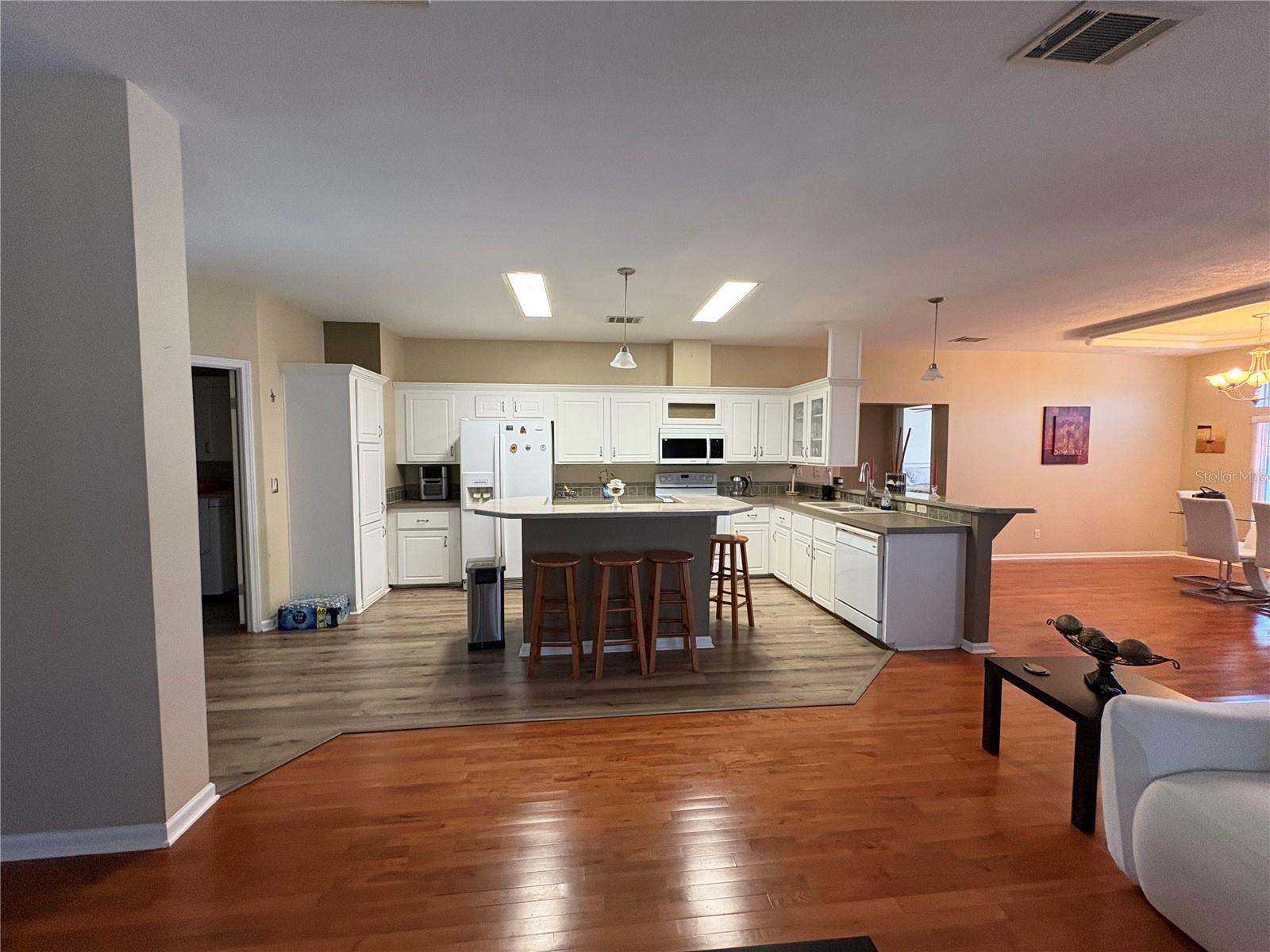 Image 12 of 46 For 8472 Fantasia Park Way