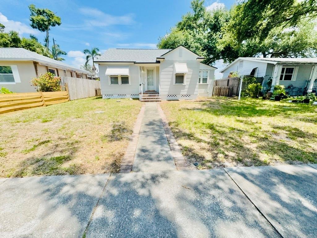 Image 19 of 55 For 4725 1st Avenue S