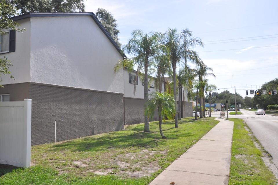 Image 11 of 15 For 3914 Neptune Street 5