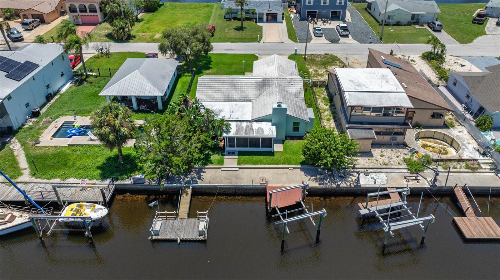 Image 25 of 27 For 7313 Hatteras Drive