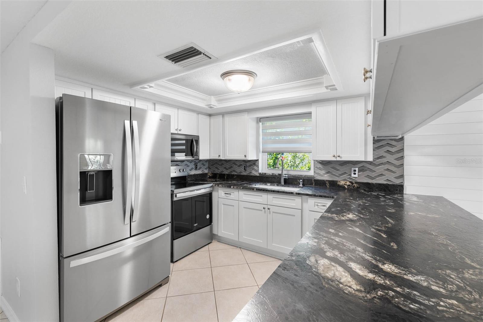 Image 4 of 27 For 7313 Hatteras Drive