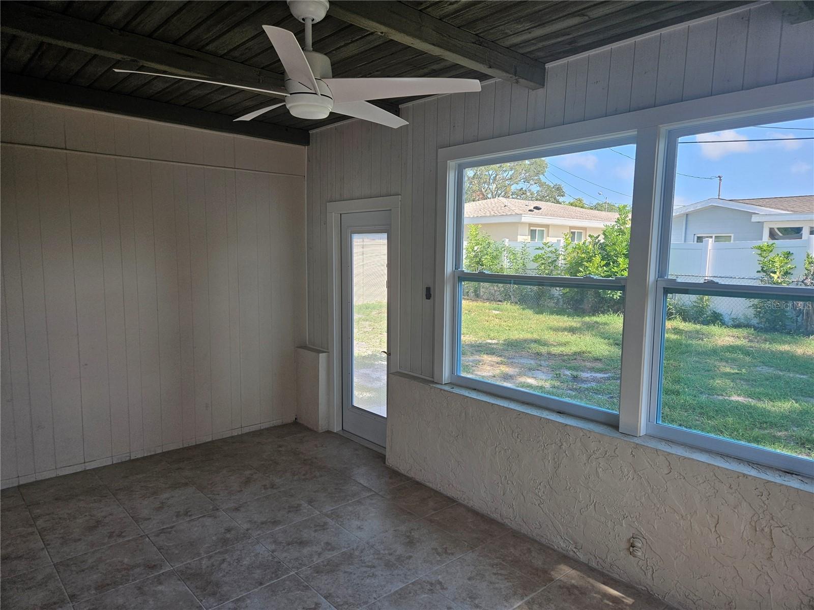 Image 19 of 24 For 12551 79th Avenue