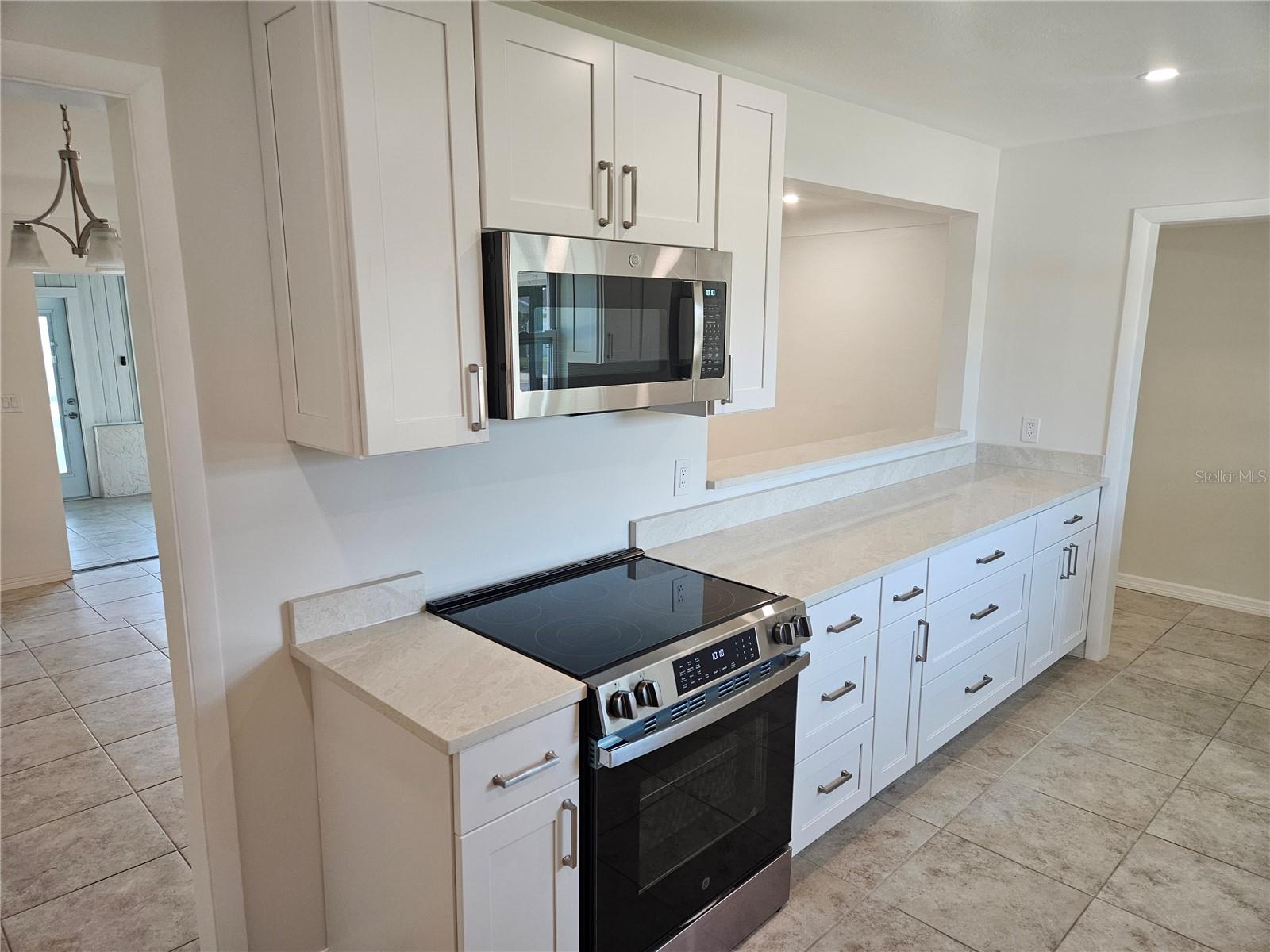 Image 3 of 24 For 12551 79th Avenue