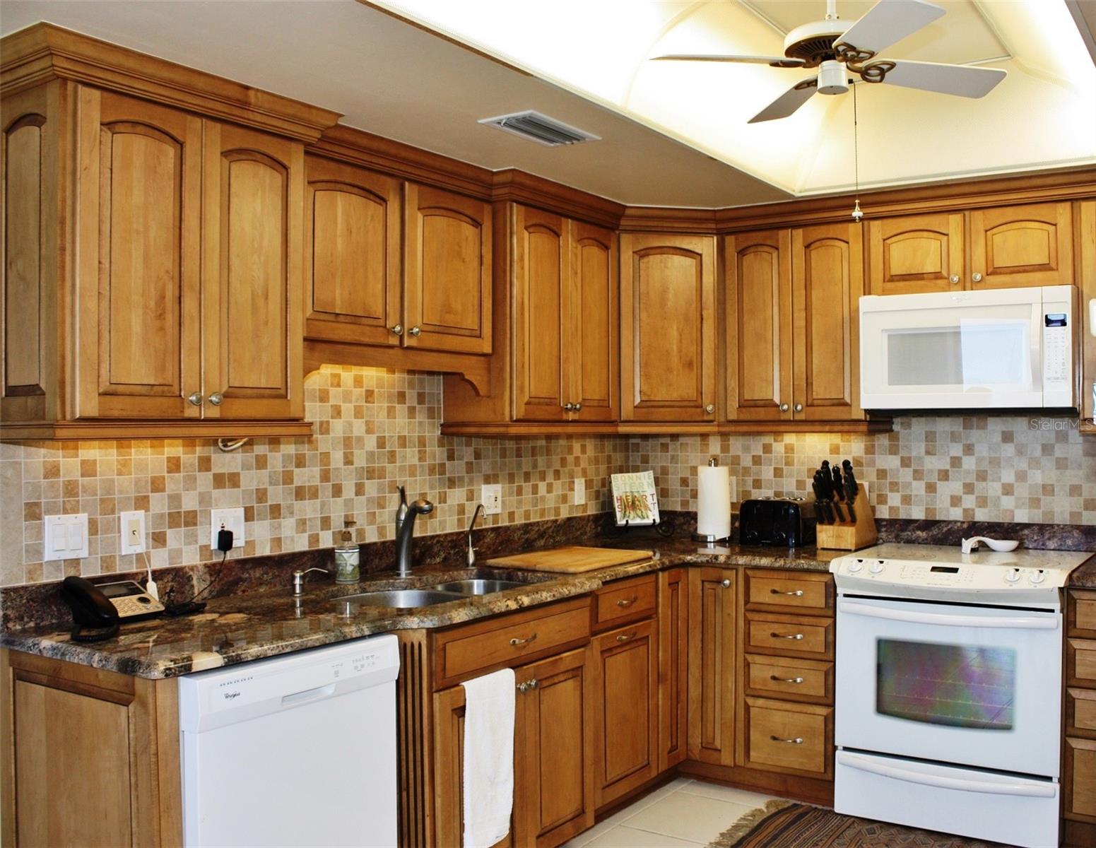 Image 2 of 2 For 150 Belleview Boulevard 507