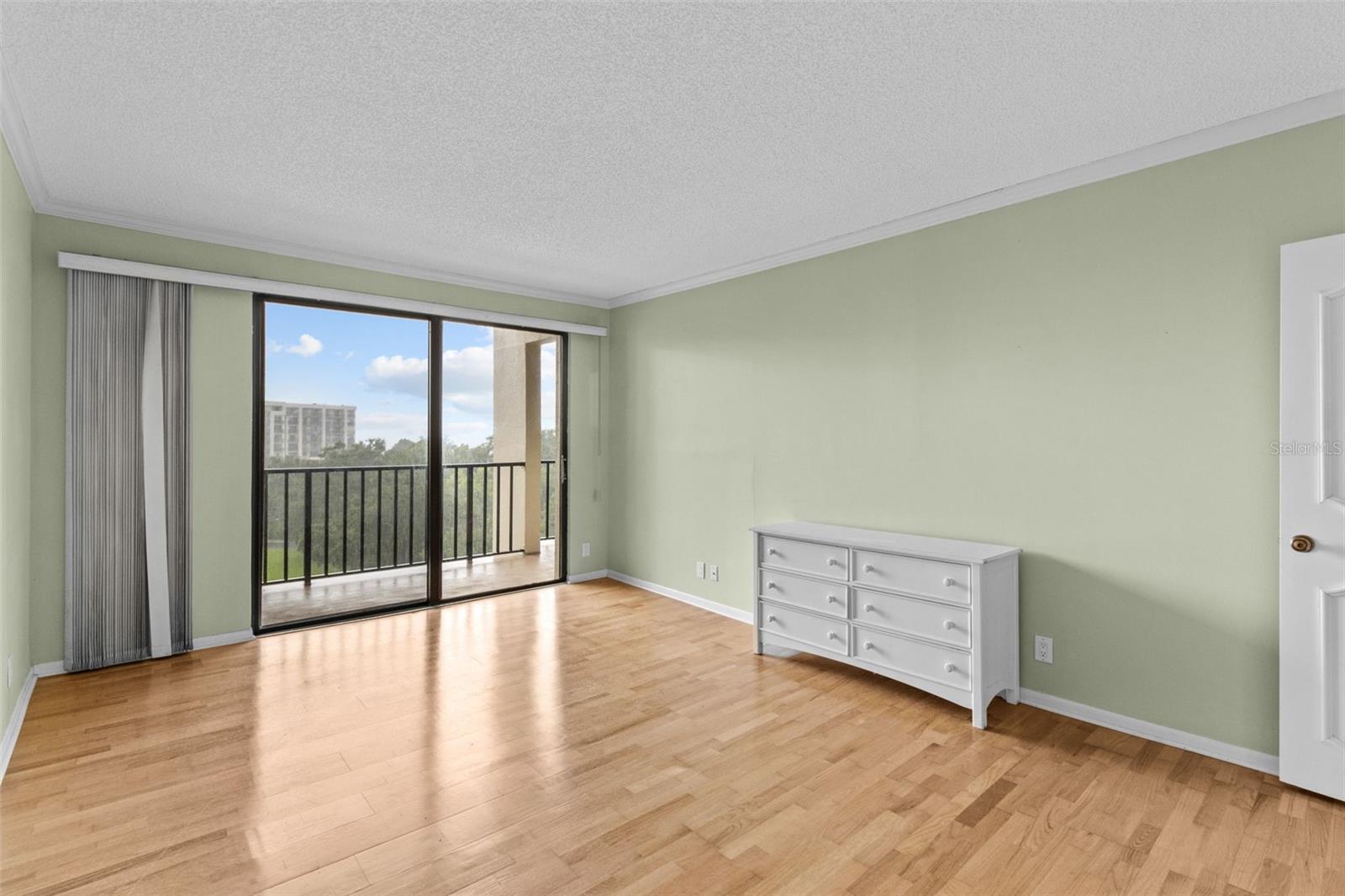 Listing photo id 27 for 150 Belleview Boulevard 507