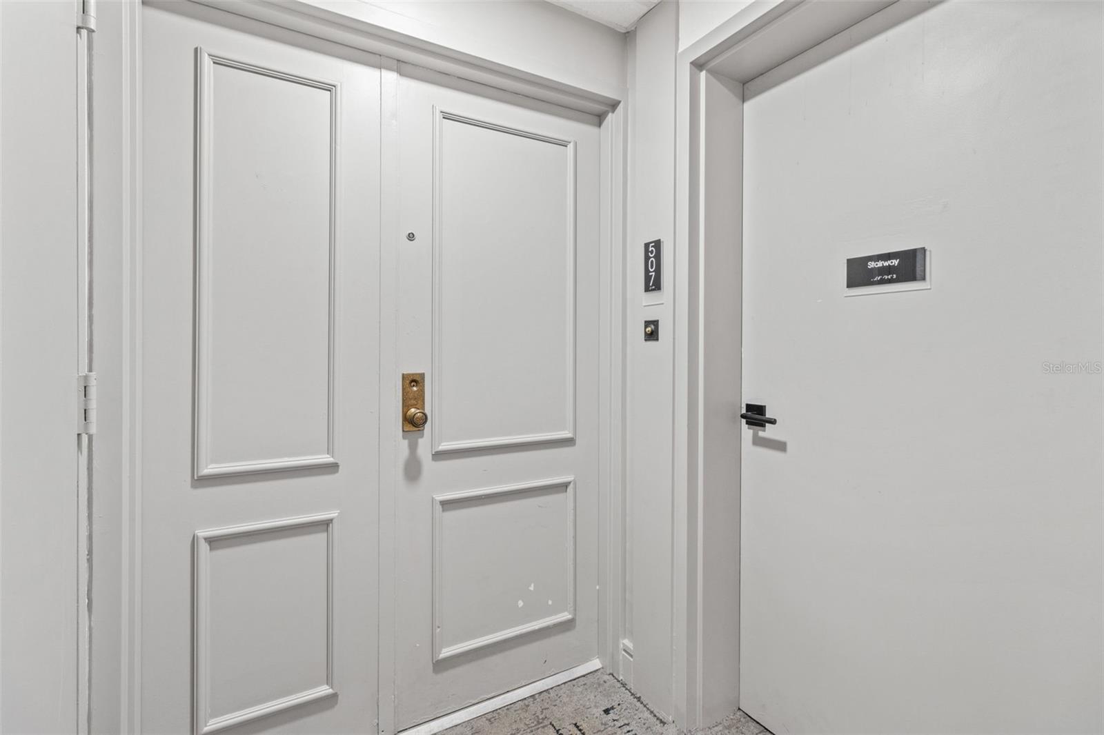 Listing photo id 30 for 150 Belleview Boulevard 507