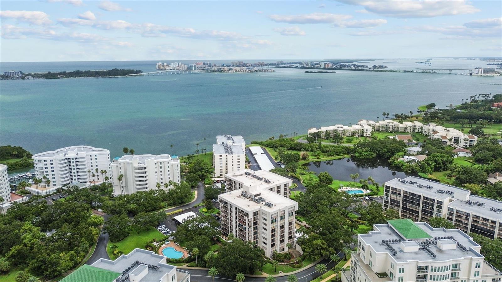 Listing photo id 36 for 150 Belleview Boulevard 507