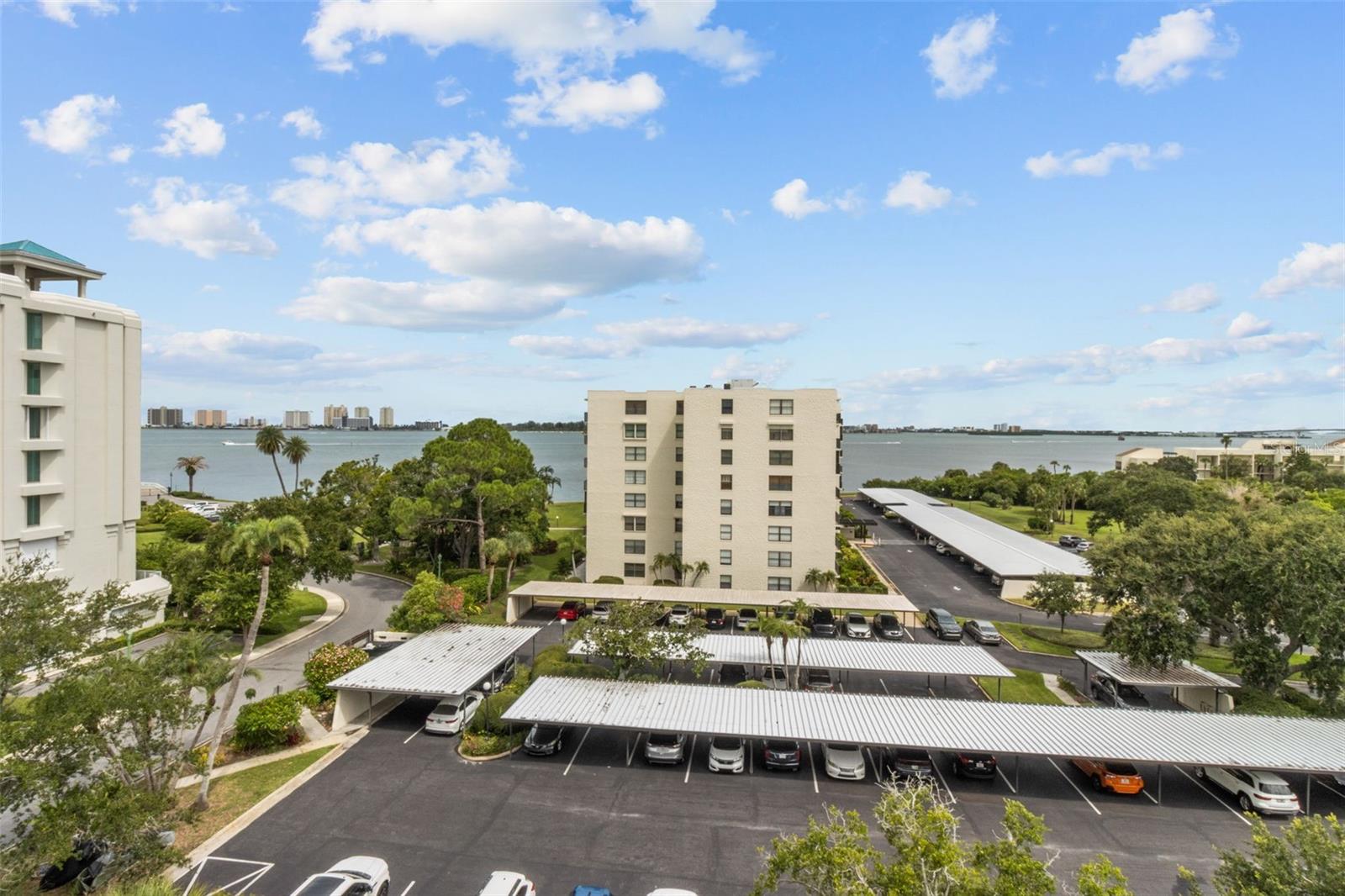 Listing photo id 7 for 150 Belleview Boulevard 507