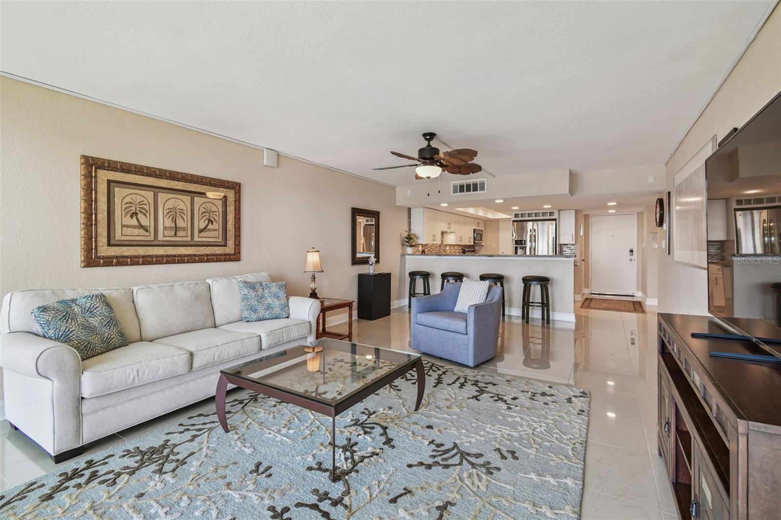 Image 17 of 64 For 7400 Sun Island Drive S 411